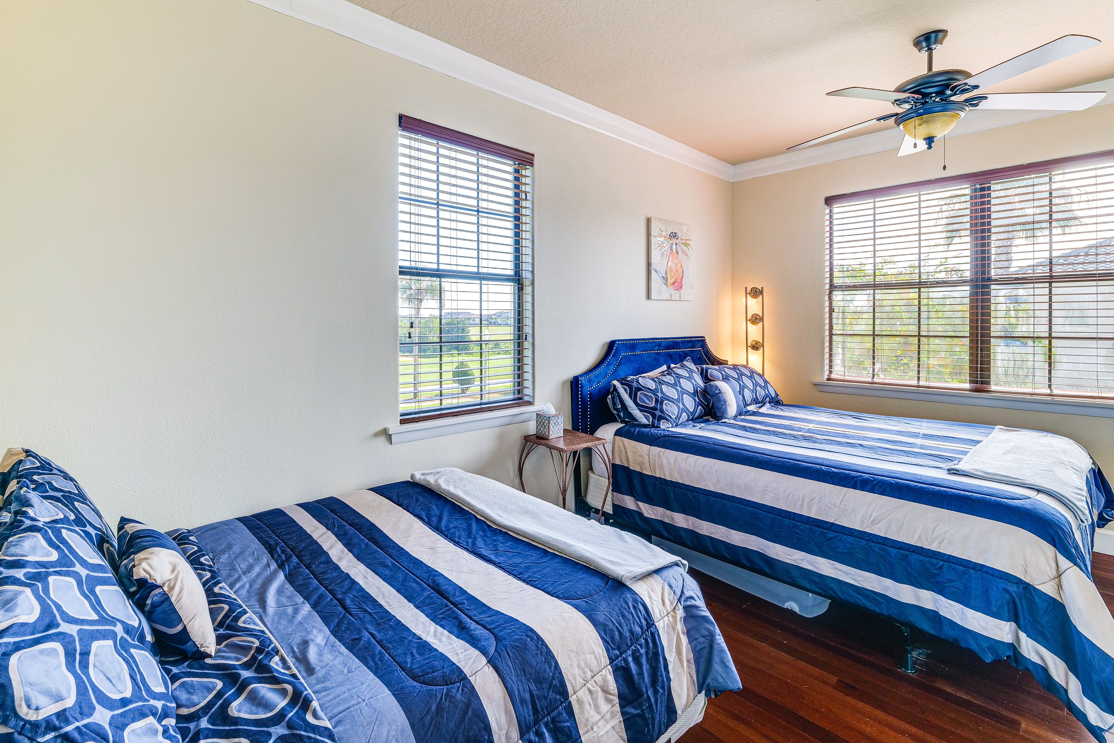 Bedroom | King Bed | Twin Bed | Linens Provided | En-Suite Bathroom