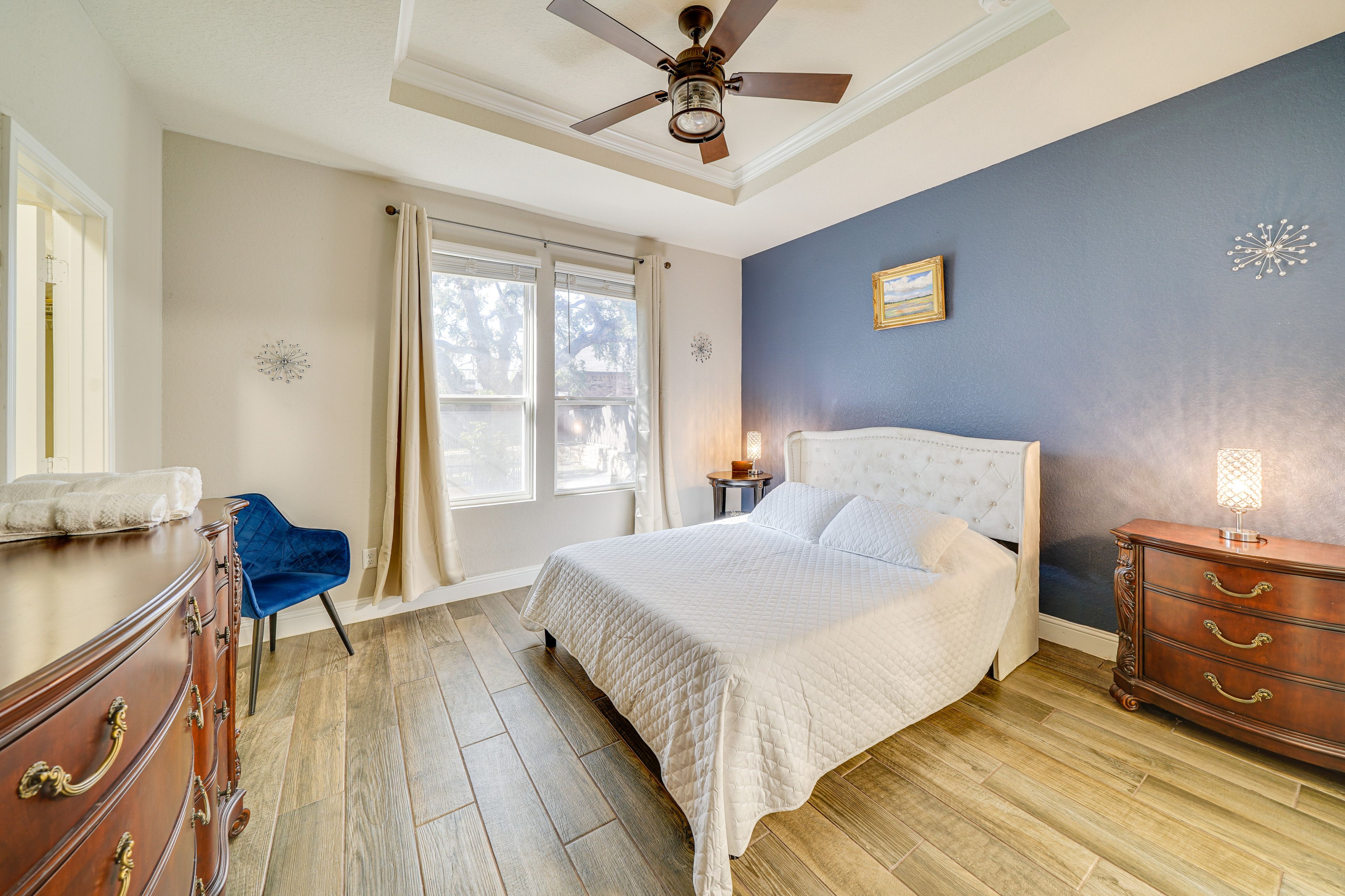 Bedroom 1 | Queen Bed | Linens Provided