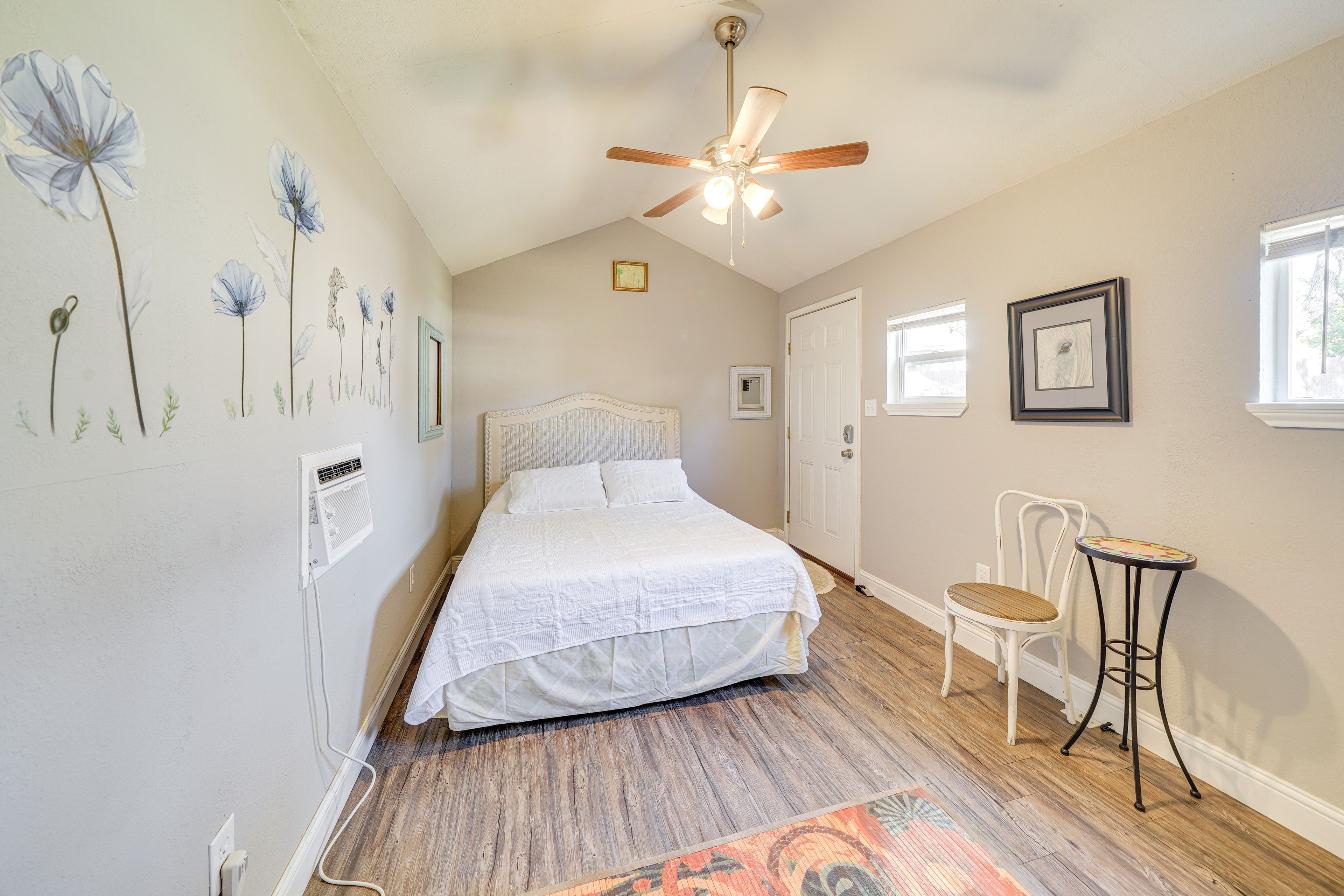 Bedroom 5 (Casita) | Queen Bed | Wall A/C Unit | Fireplace Heater | Microwave