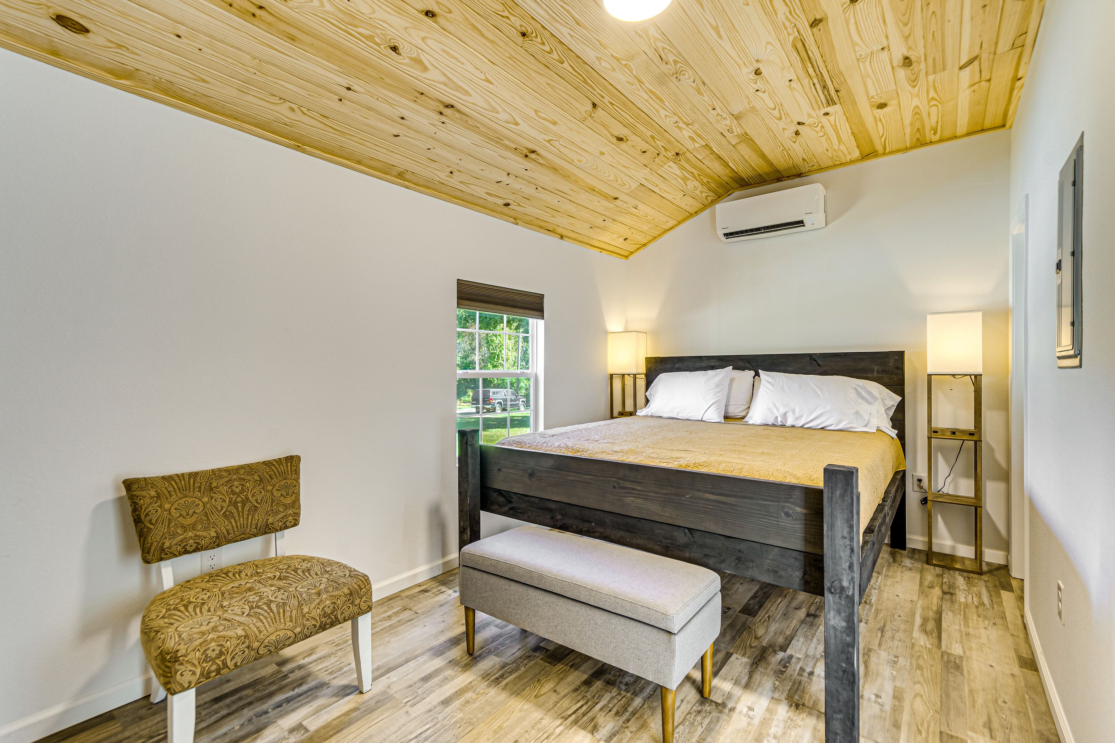 Bedroom 1 | California King Bed | Linens Provided