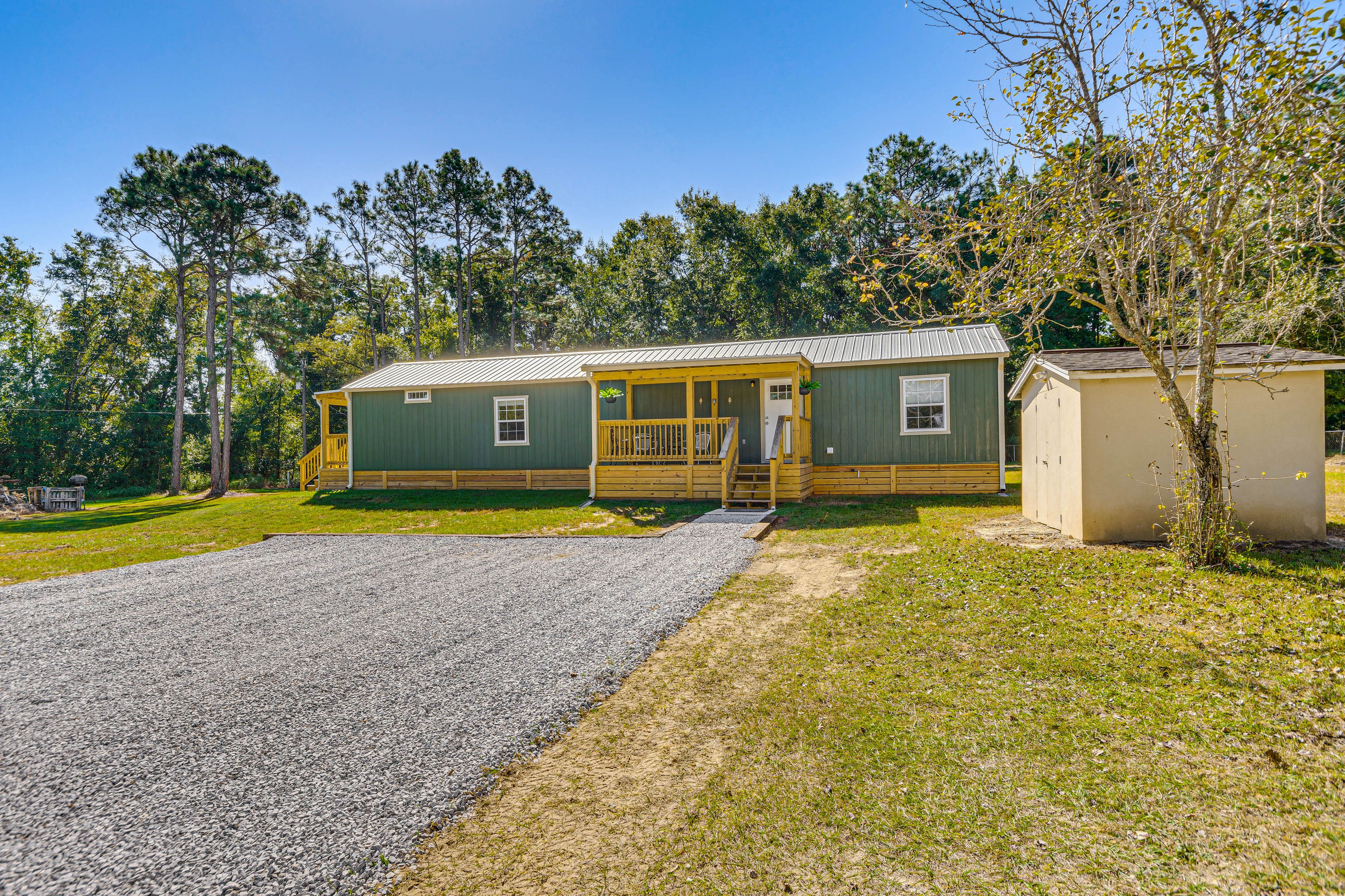 Parking | Driveway (3 Vehicles) | Boat/Trailer Parking Allowed On-Site