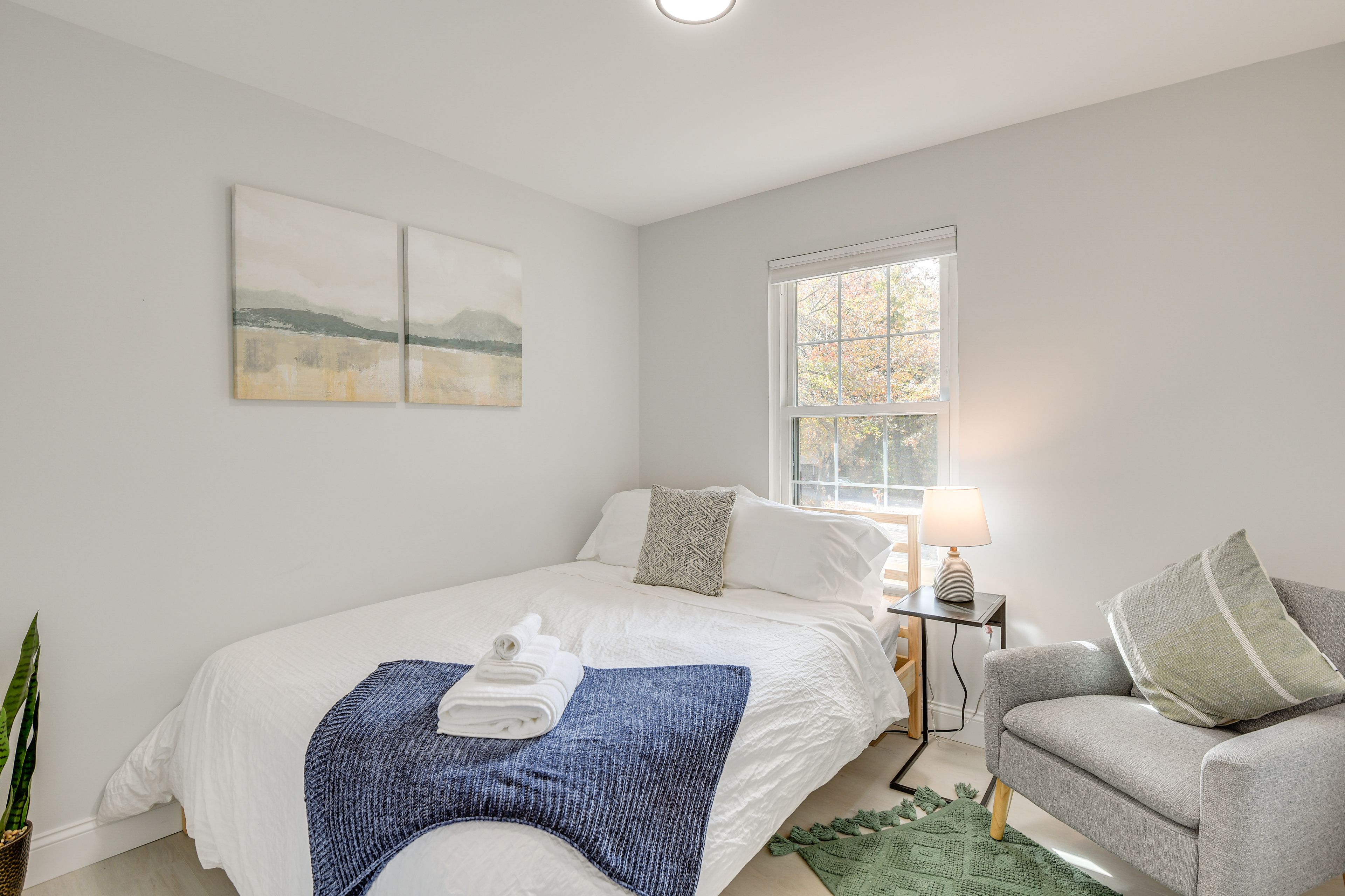 Bedroom 2 | Upper Level | Queen Bed | Linens Provided
