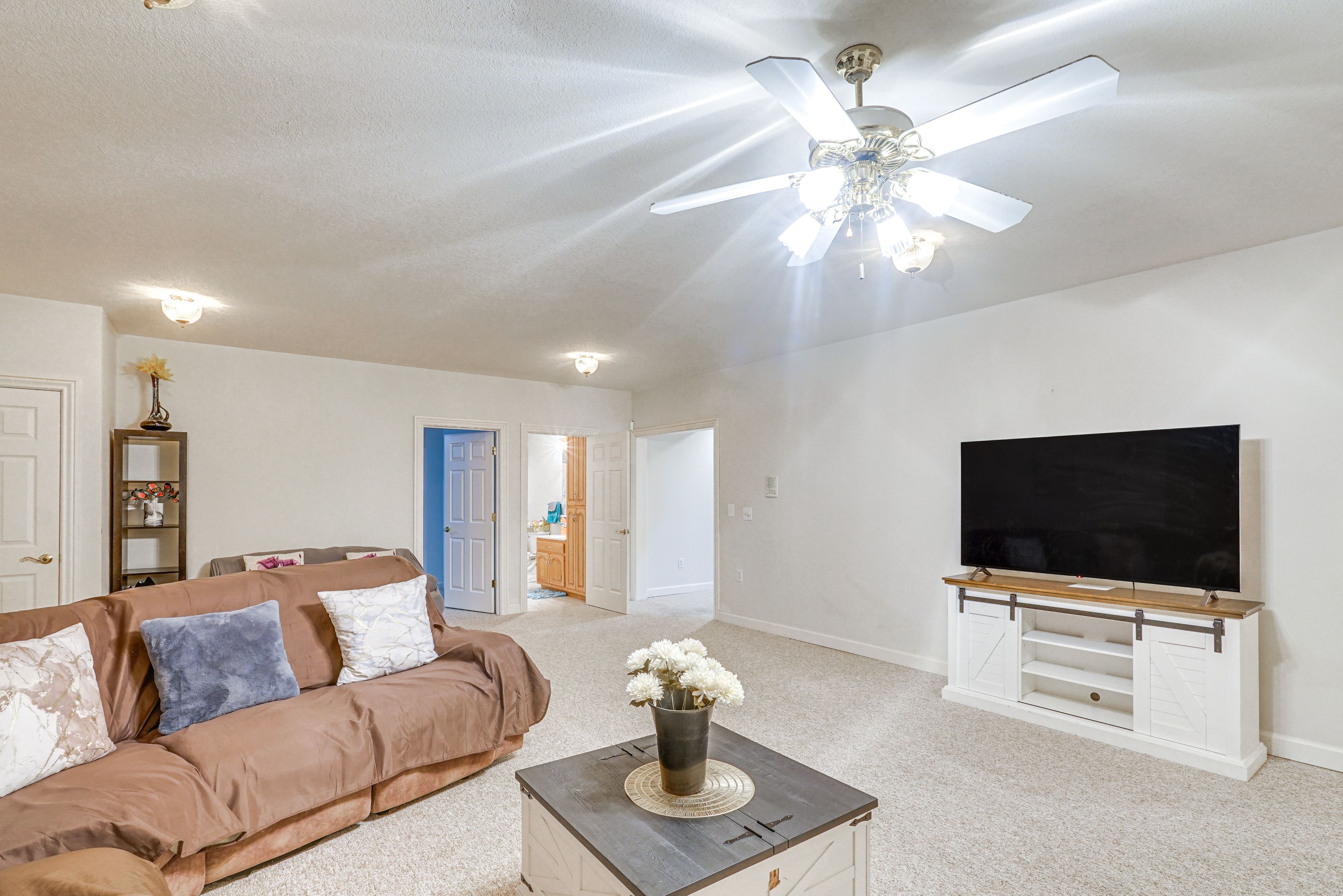 Living Area | Flat-Screen TV | Electric Fireplace
