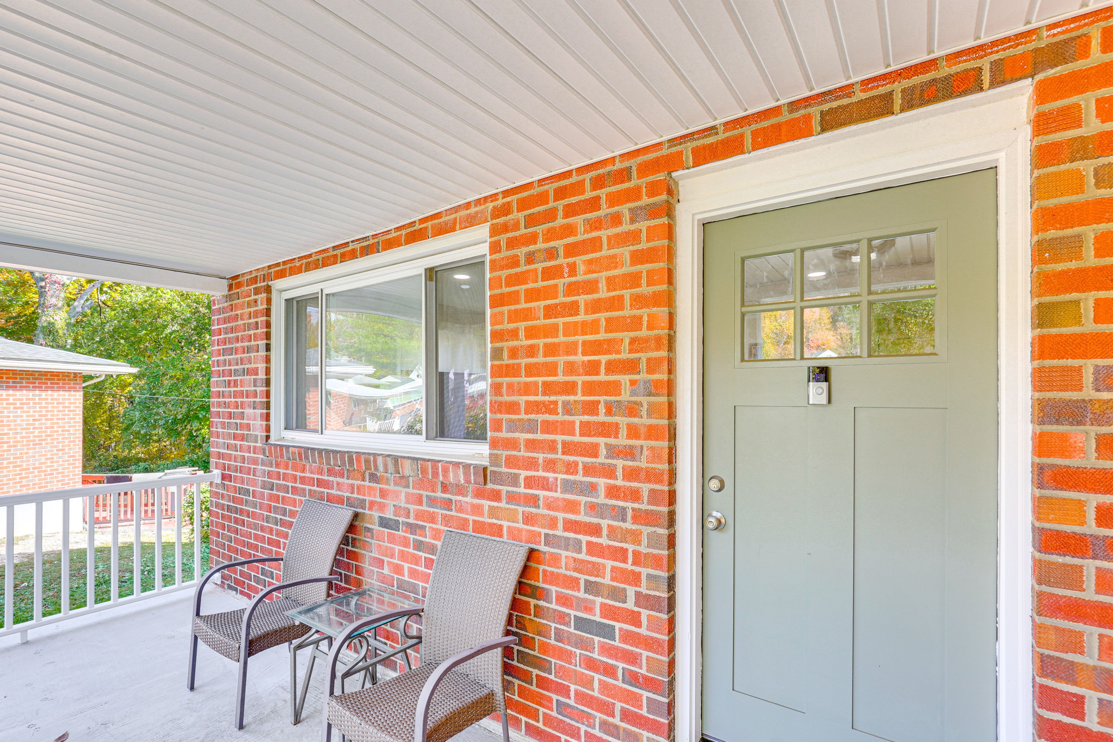 Front Porch | Main Entrance | Outdoor Seating
