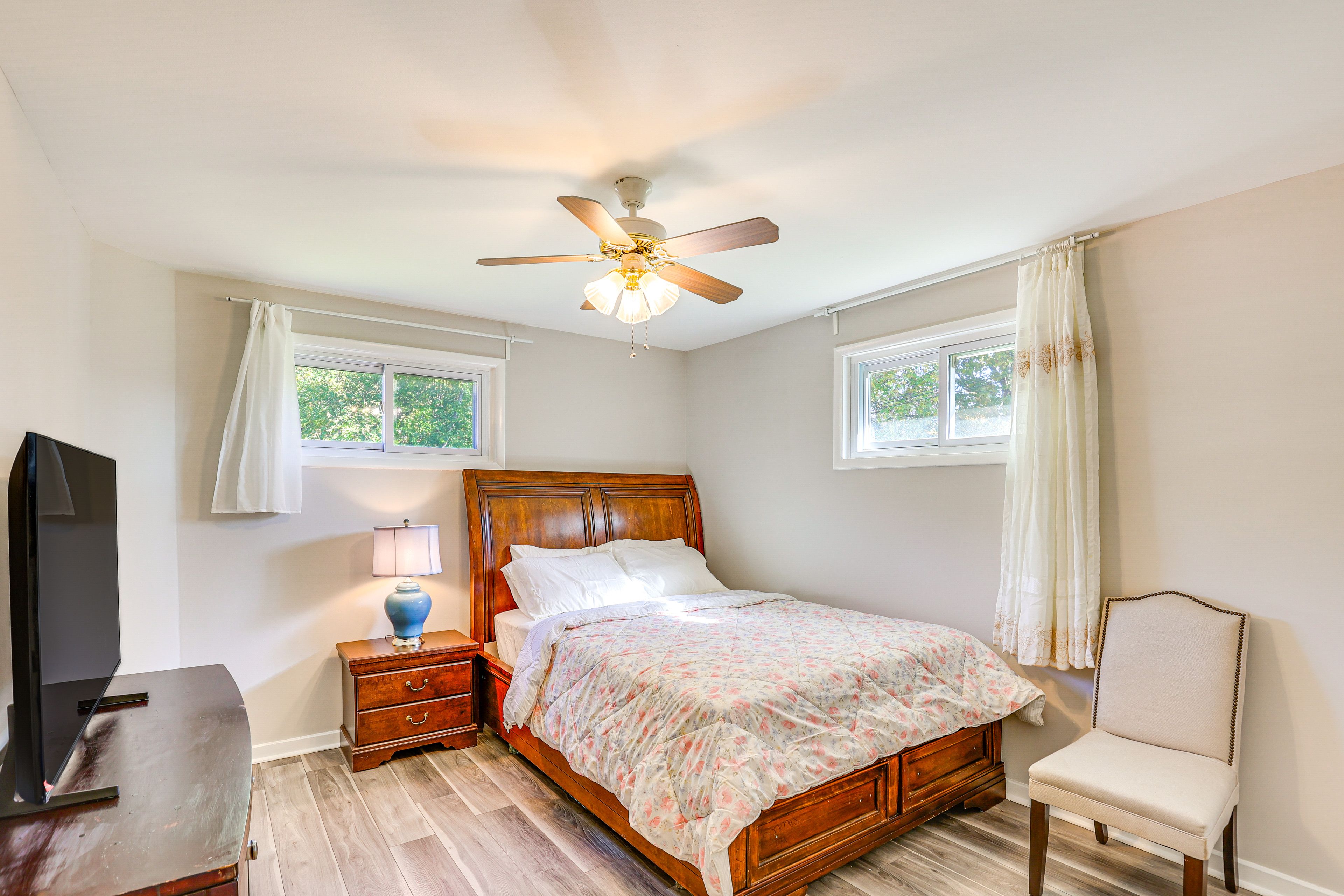Bedroom 1 | Main Level | Queen Bed | Smart TV | Linens Provided