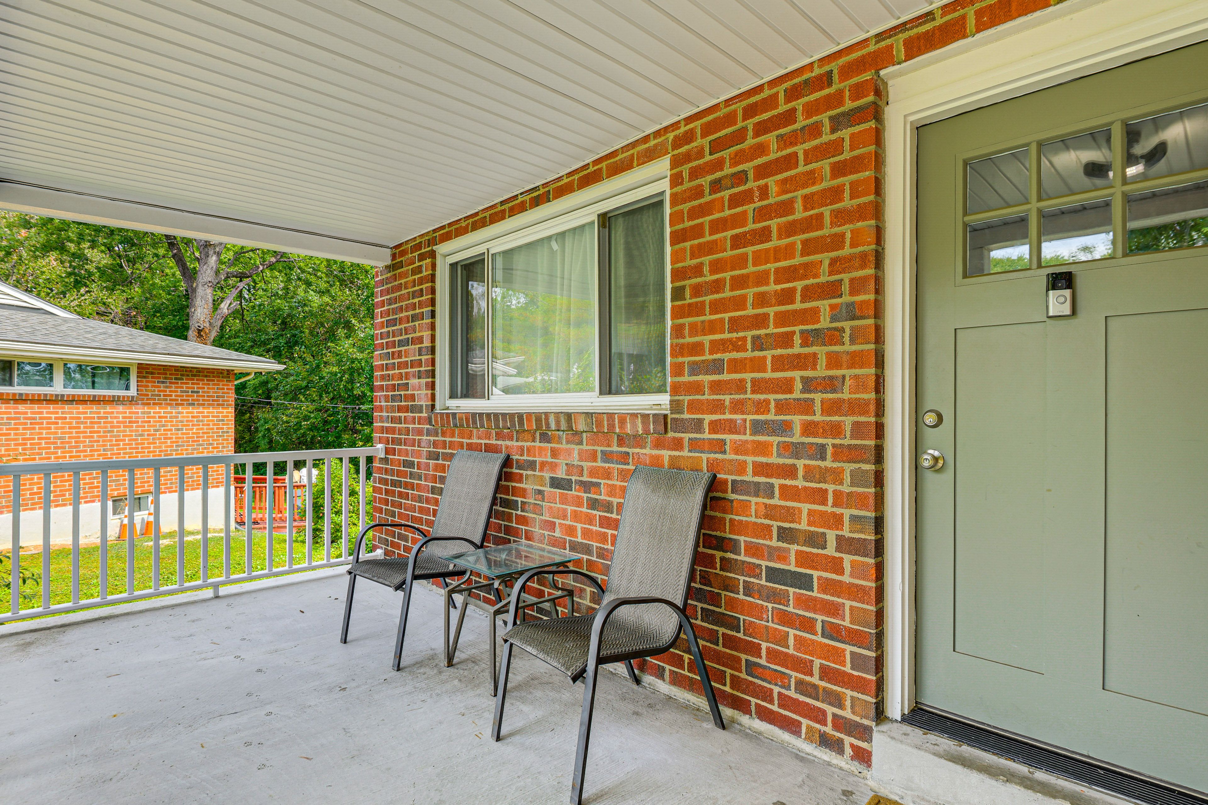 Front Porch | Main Entrance | Outdoor Seating