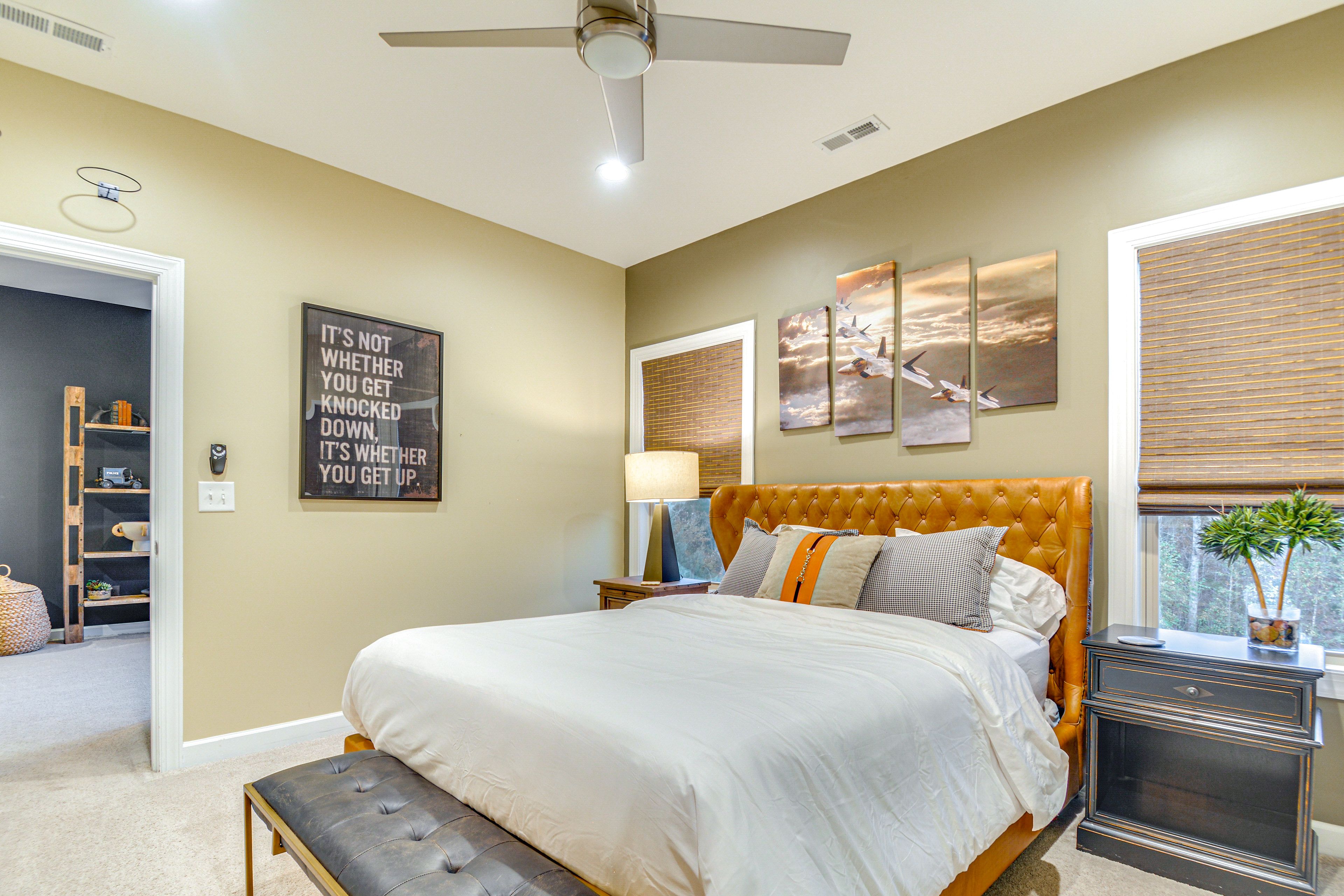 Bedroom 2 | 2nd Floor | Queen Bed