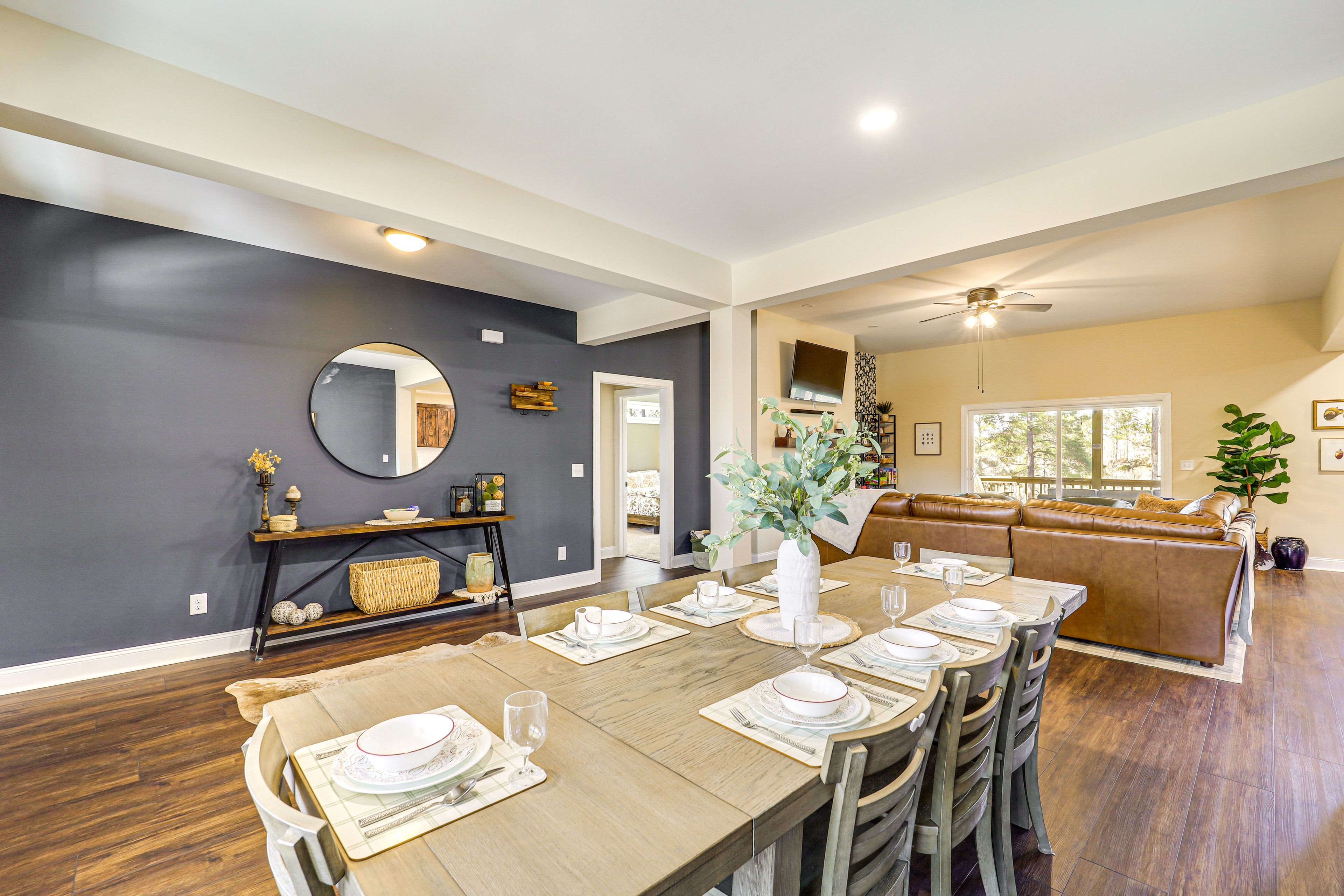 Dining Area | Dishware & Flatware