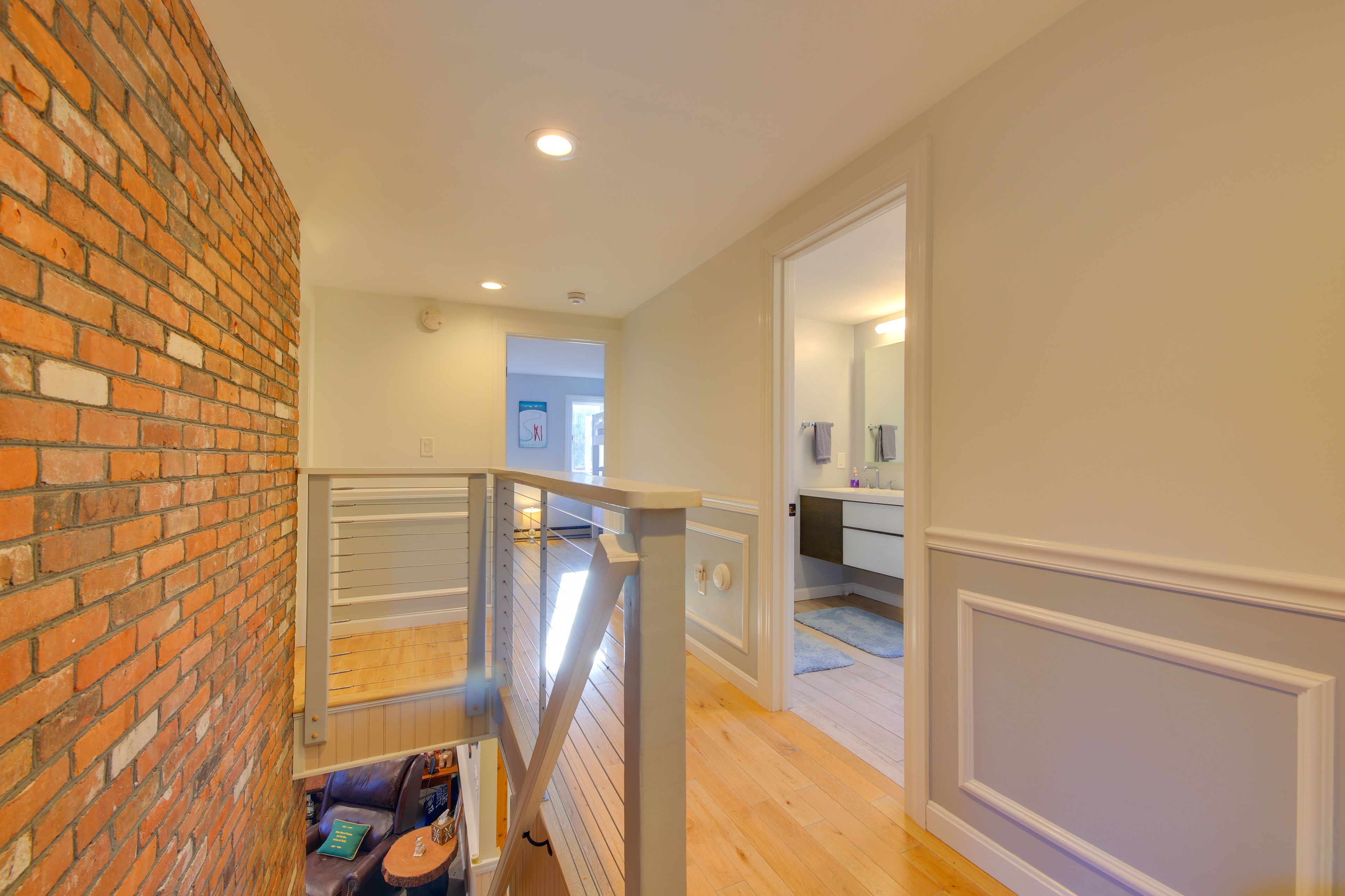 Upstairs Landing | 2nd Floor