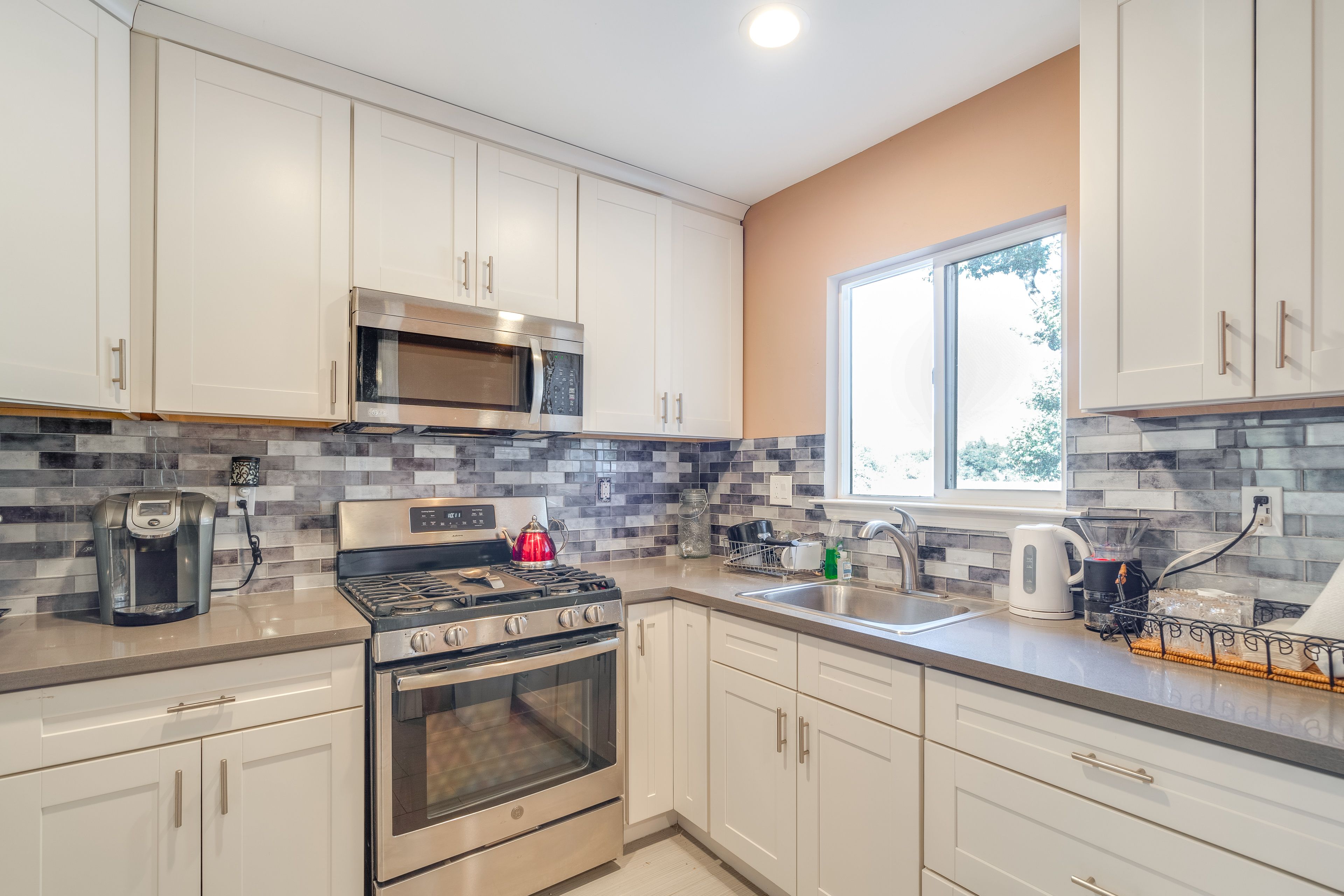 Kitchen | Cooking Basics | Complimentary Spices | 1st Floor