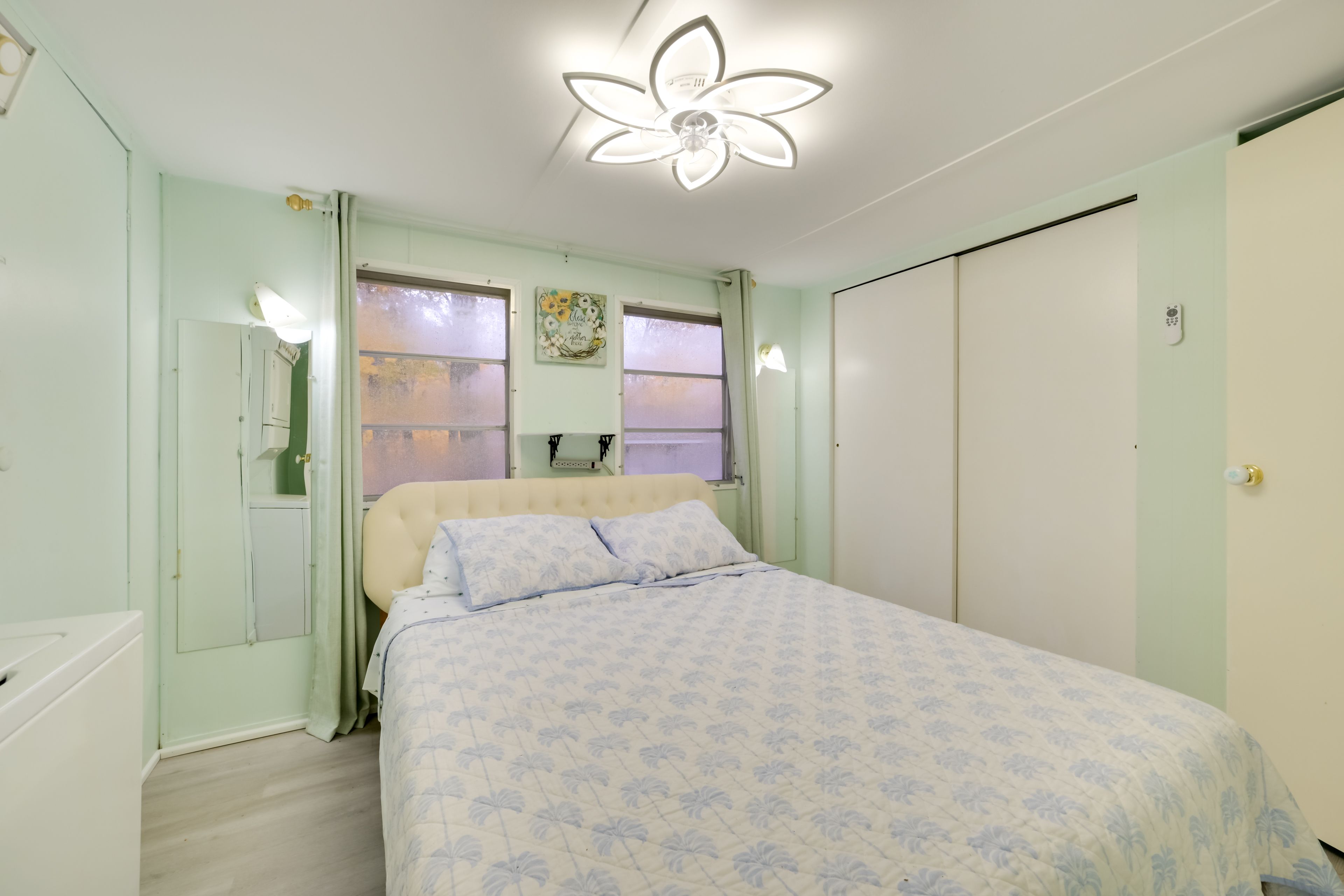 Bedroom 2 | Queen Bed | Washer & Dryer | Detergent Provided