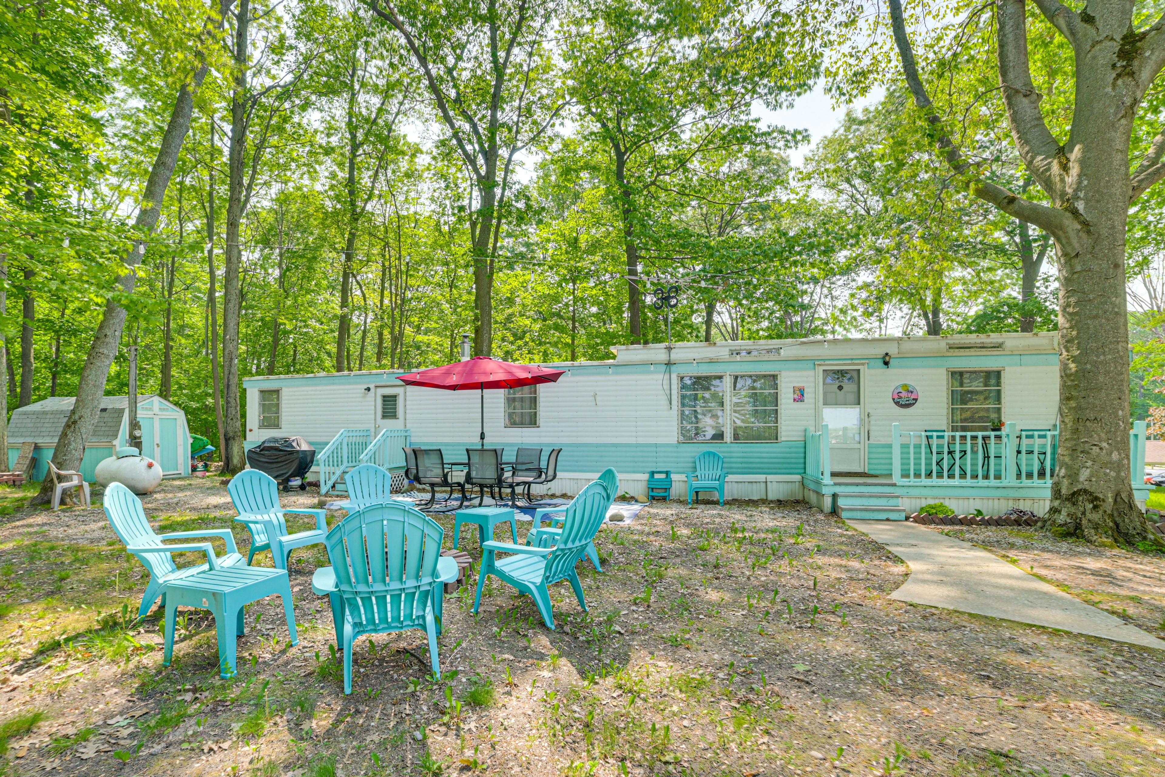 Exterior | Outdoor Seating | Wood-Burning Fire Pit