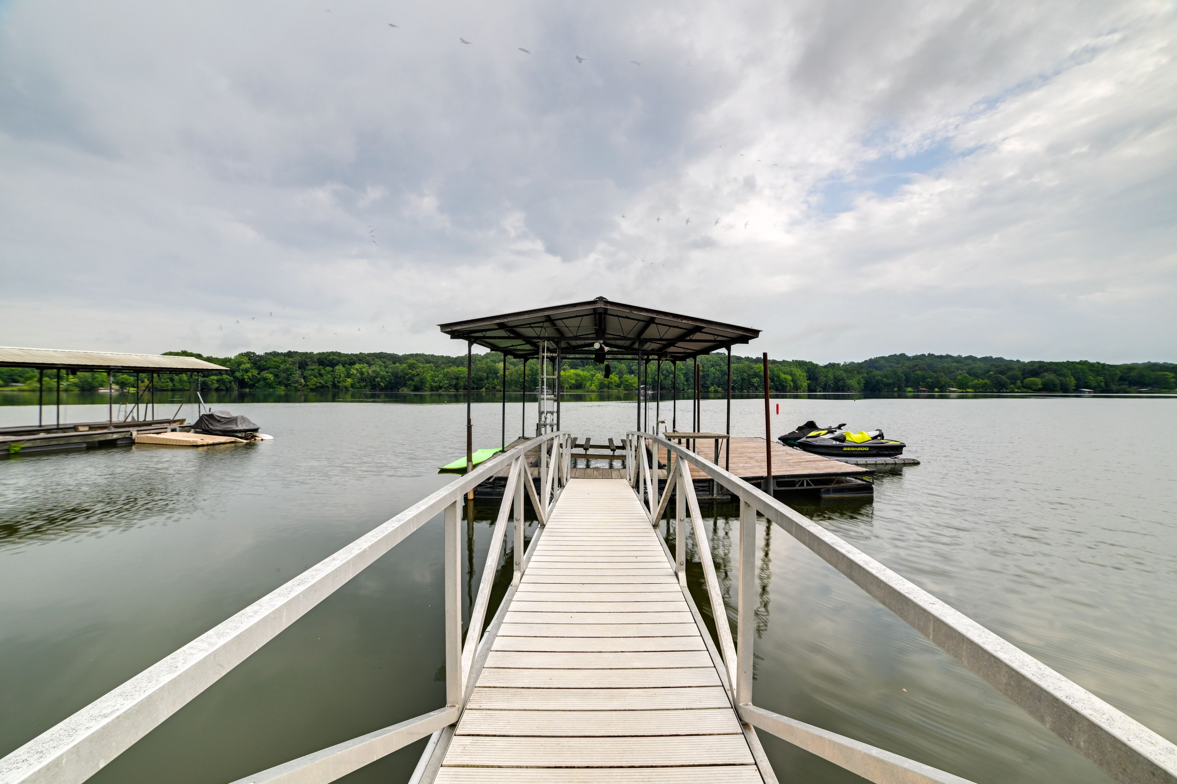 Cadiz Vacation Rental | 3BR | 2.5BA | 1,752 Sq Ft | Steps to Enter
