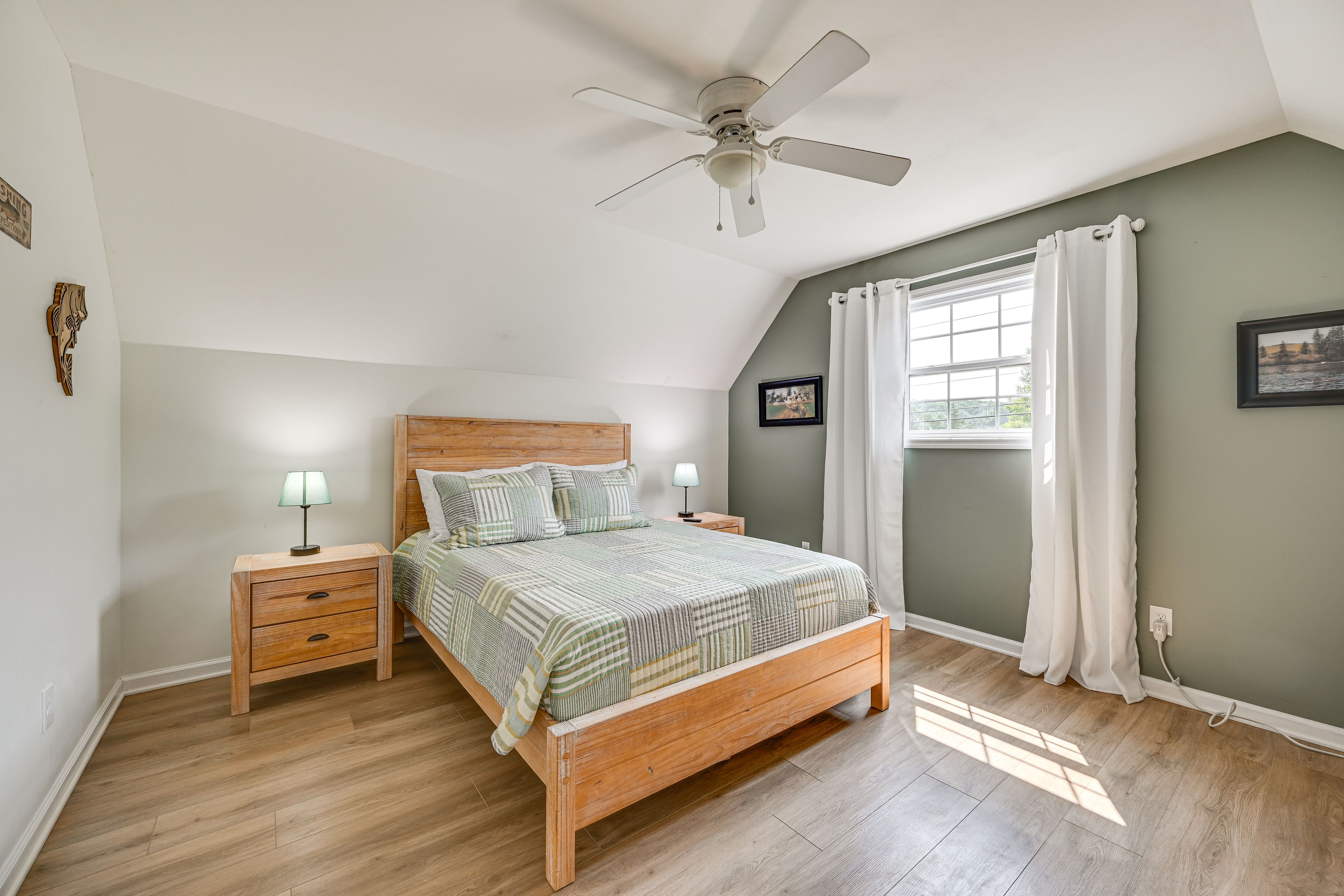 Bedroom 2 | Upper Level | Queen Bed | Linens Provided