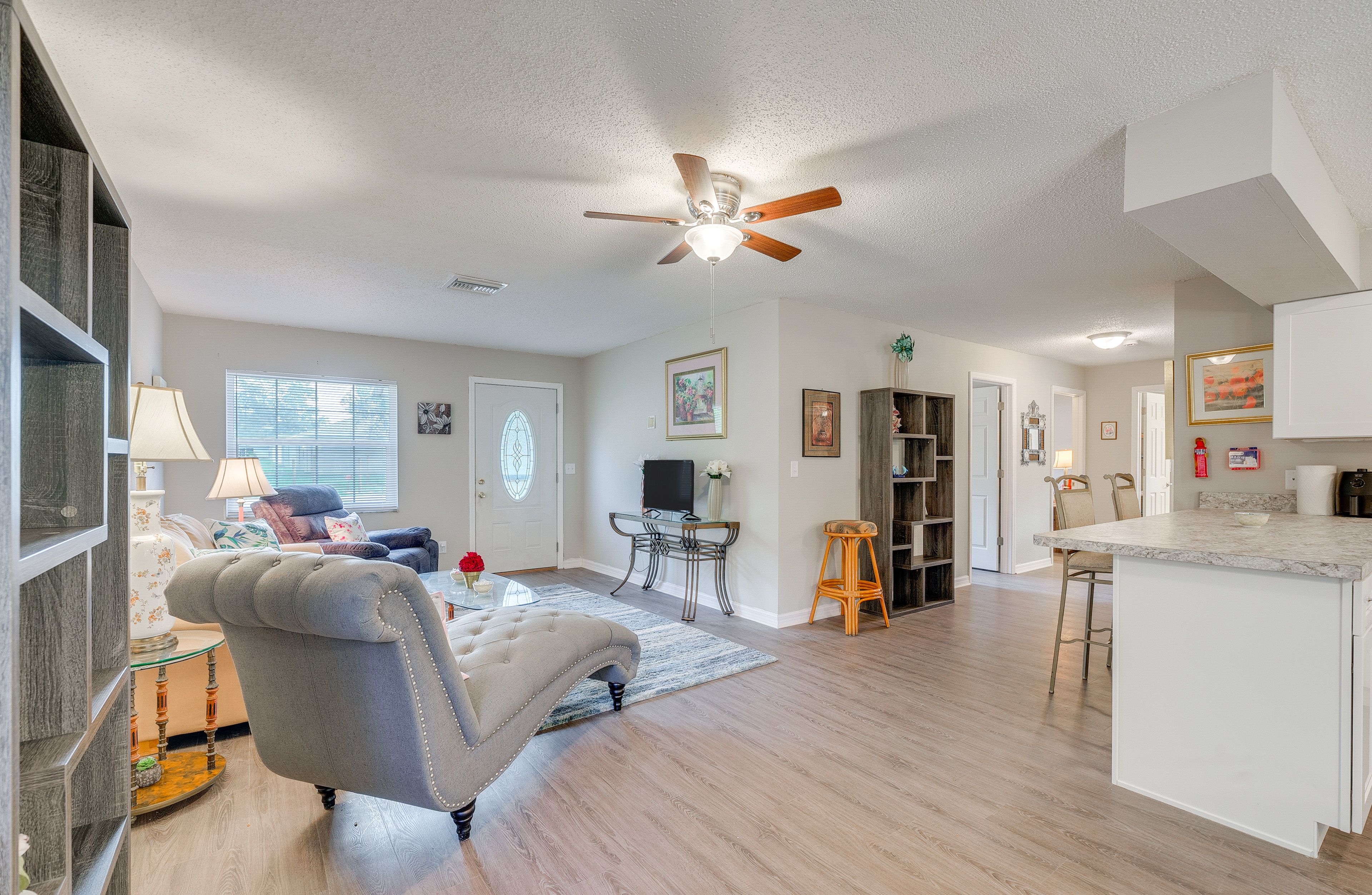 Summerfield Vacation Rental | 3BR | 1BA | 1,200 Sq Ft | 1 Step Required