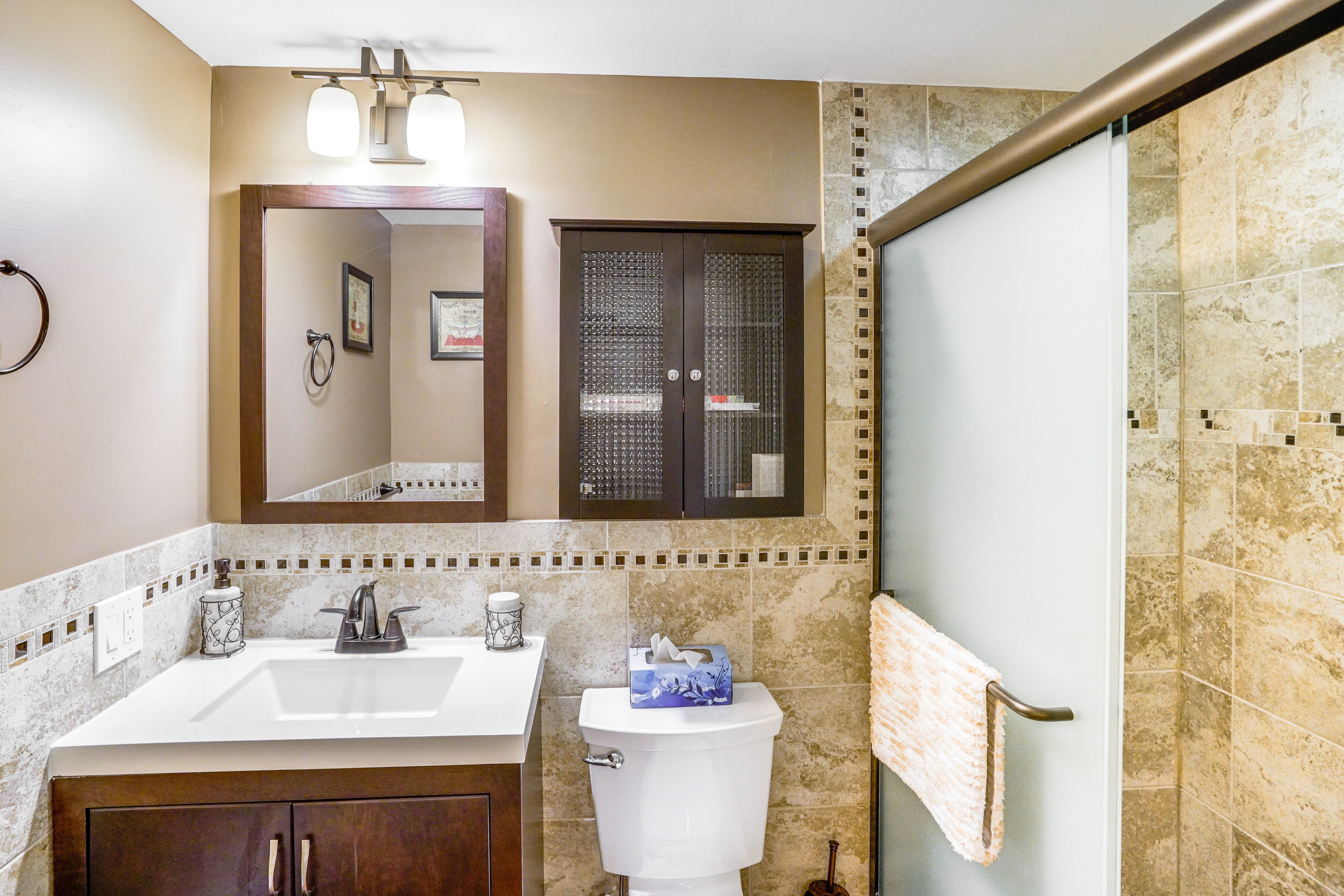 Full Bathroom | Complimentary Toiletries | Ground Floor