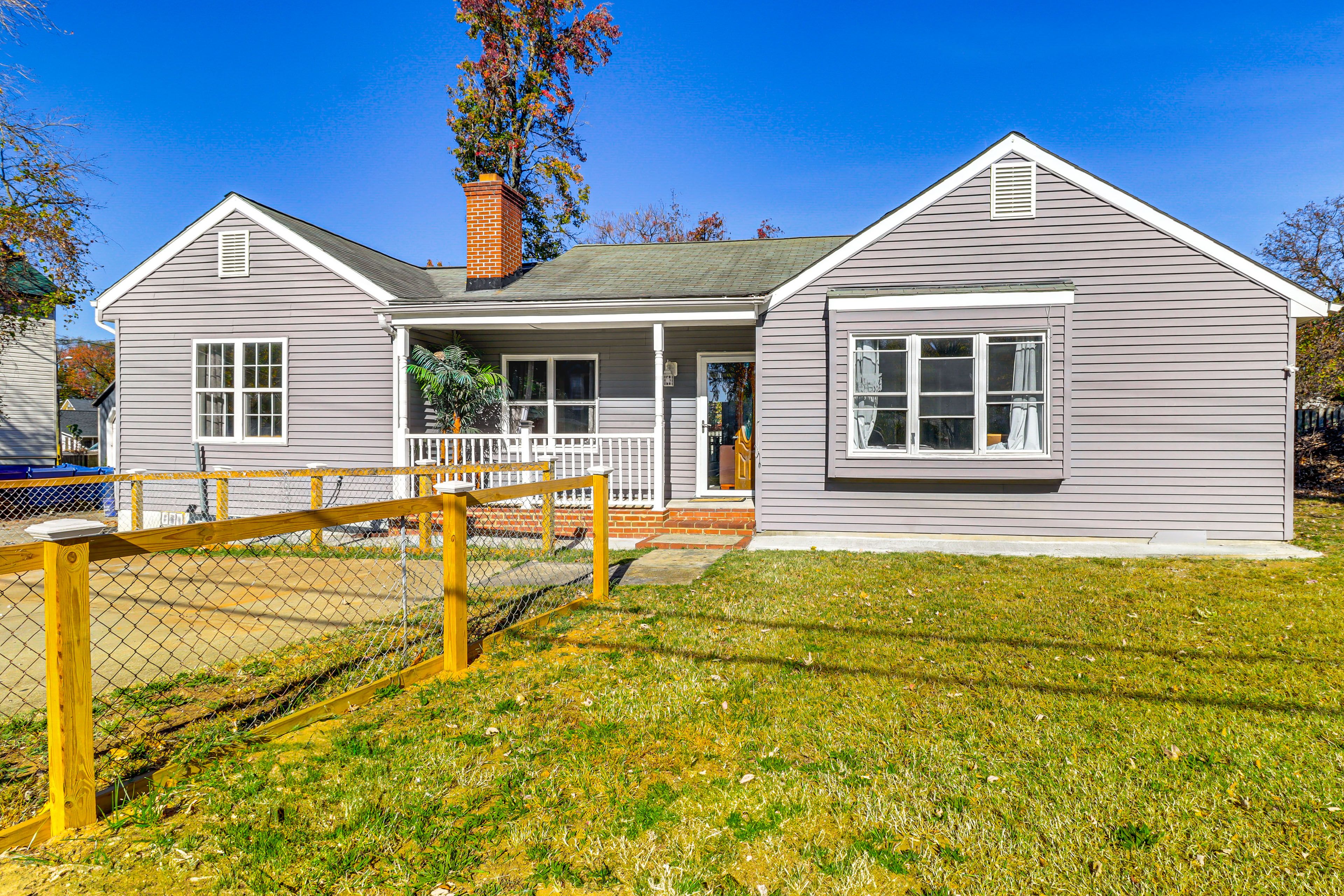 Exterior | Covered Porch | Yard