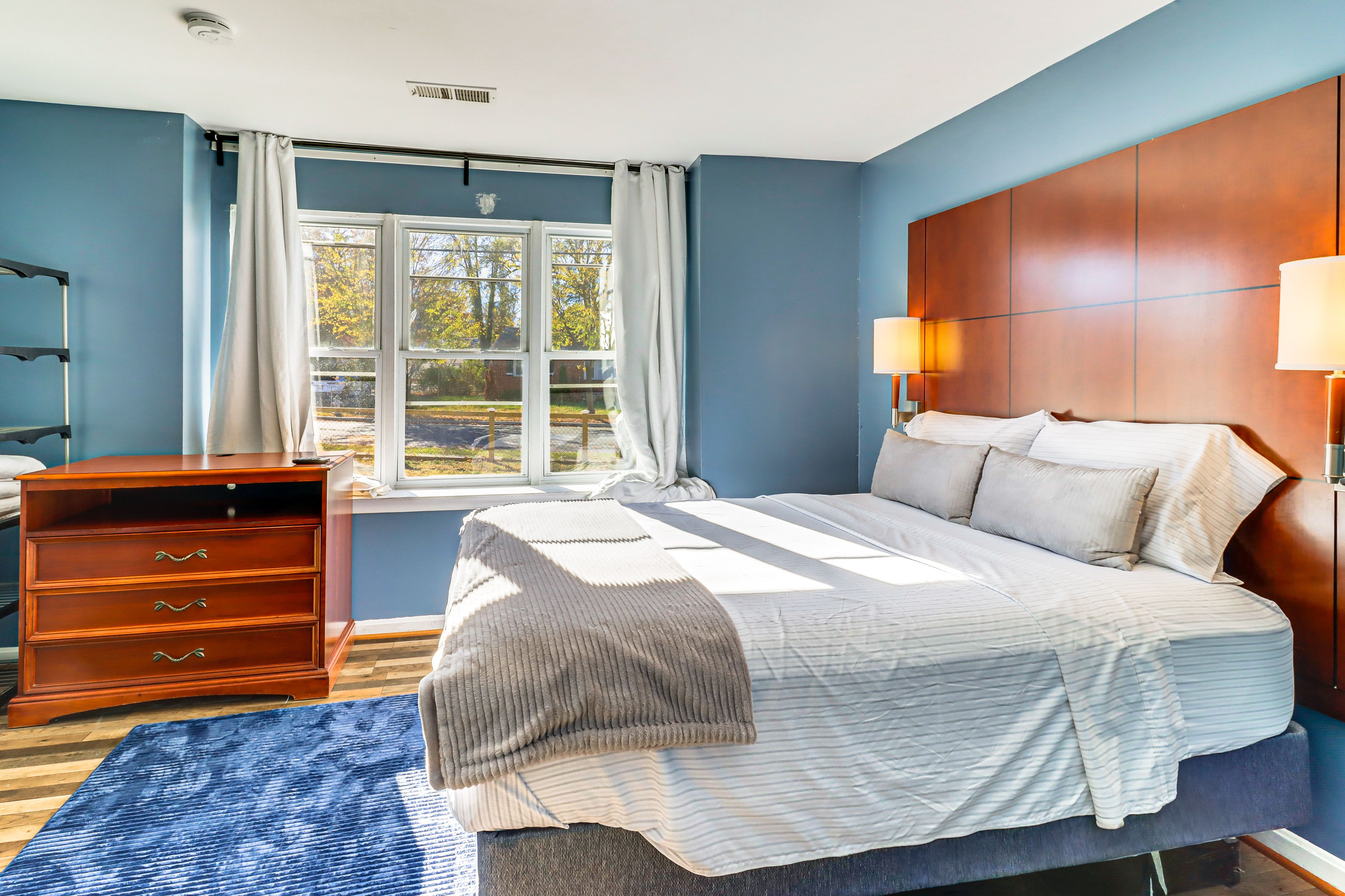 Bedroom 2 | Queen Bed | En-Suite Bathroom