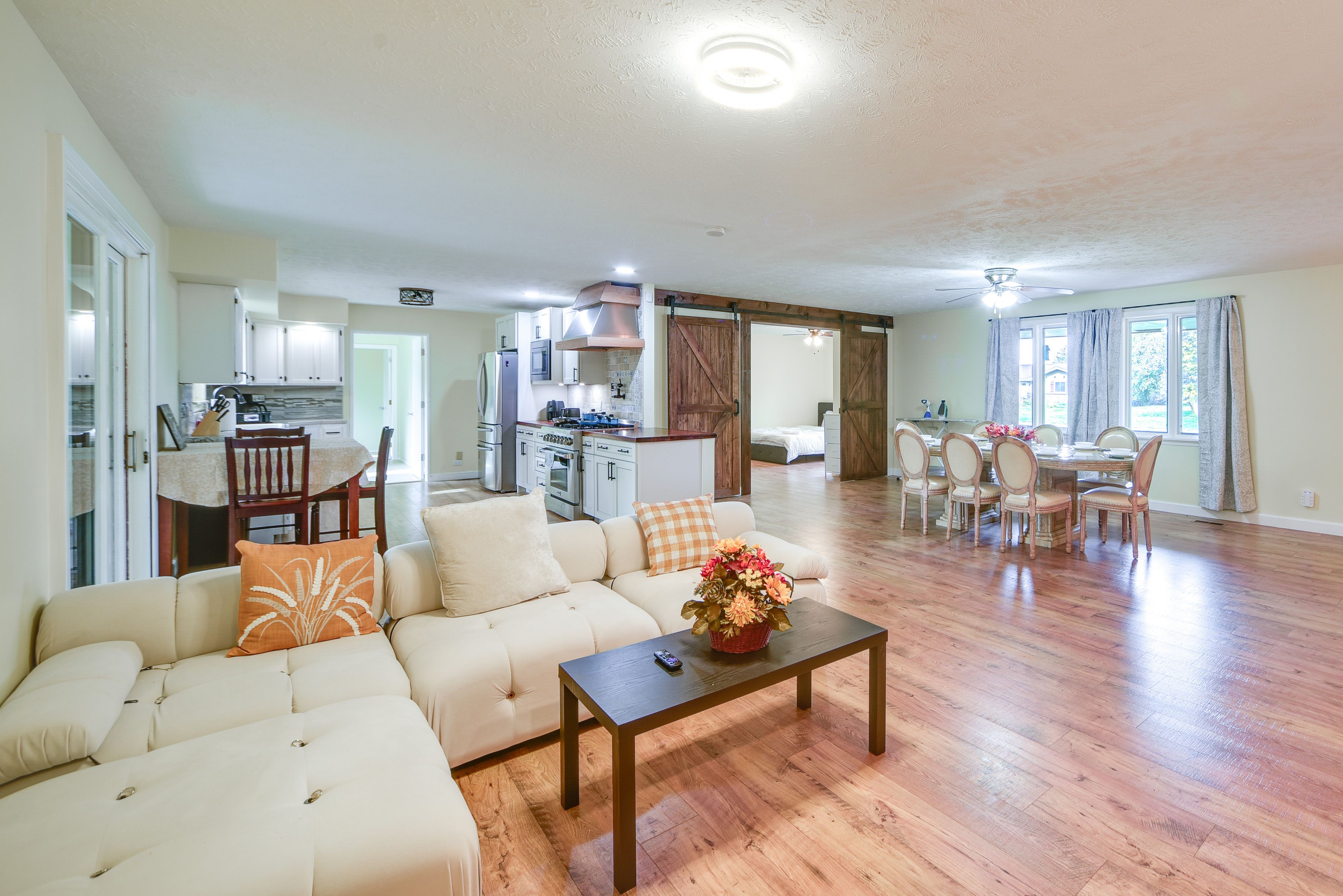Grand Island Vacation Rental | 4BR | 2.5BA | 2,404 Sq Ft | Steps Required