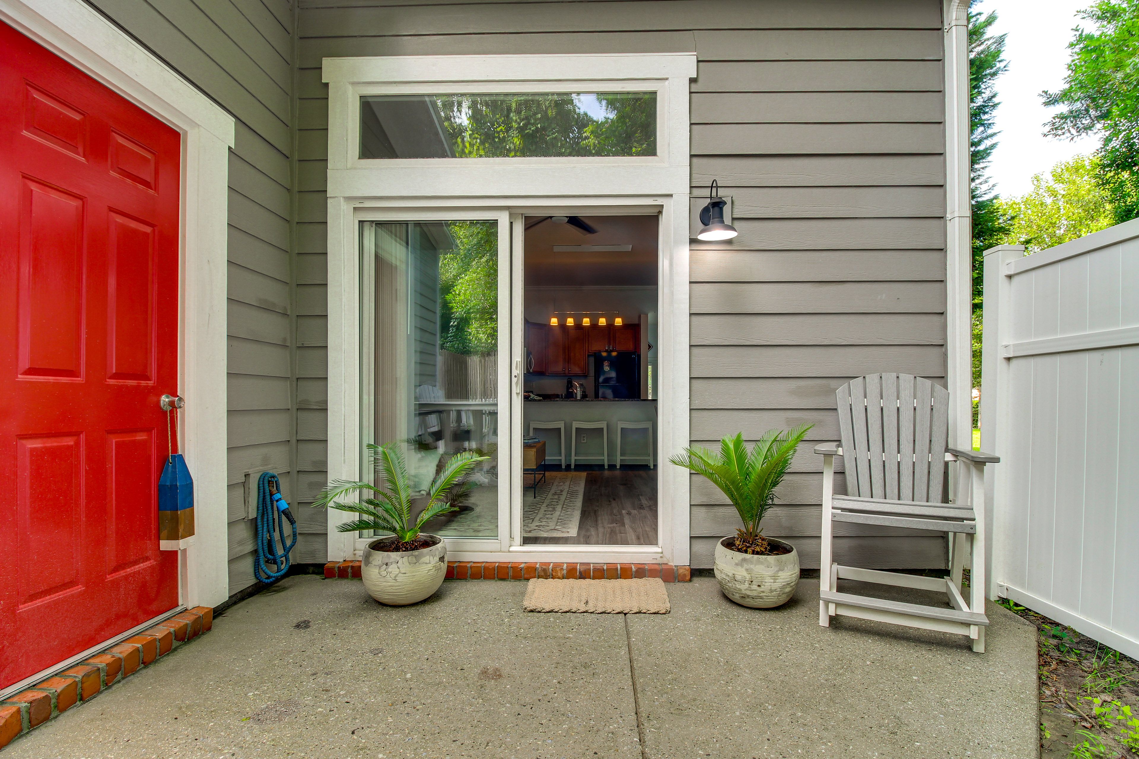 Patio | Outdoor Dining Area