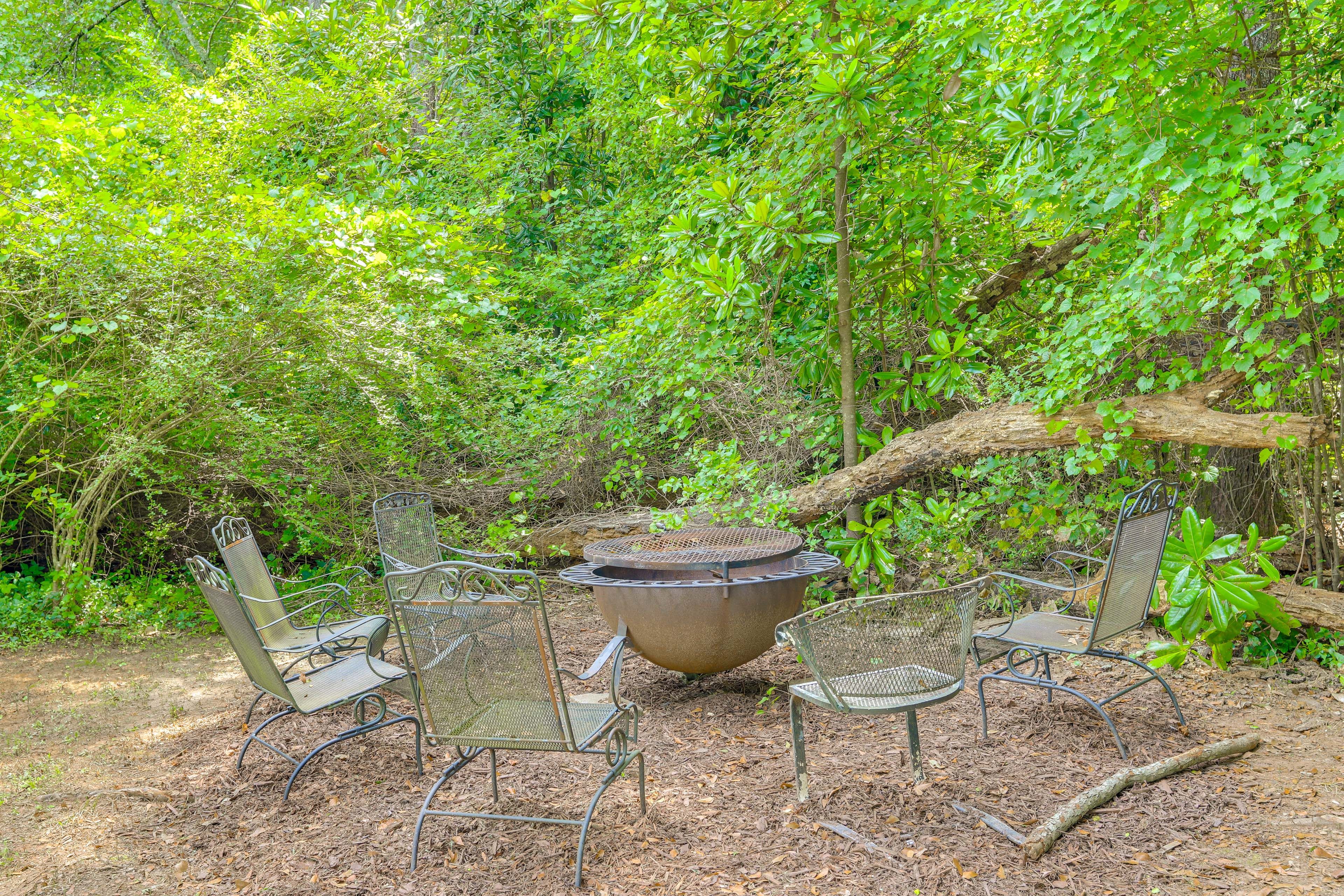 Fire Pit | Forested Setting