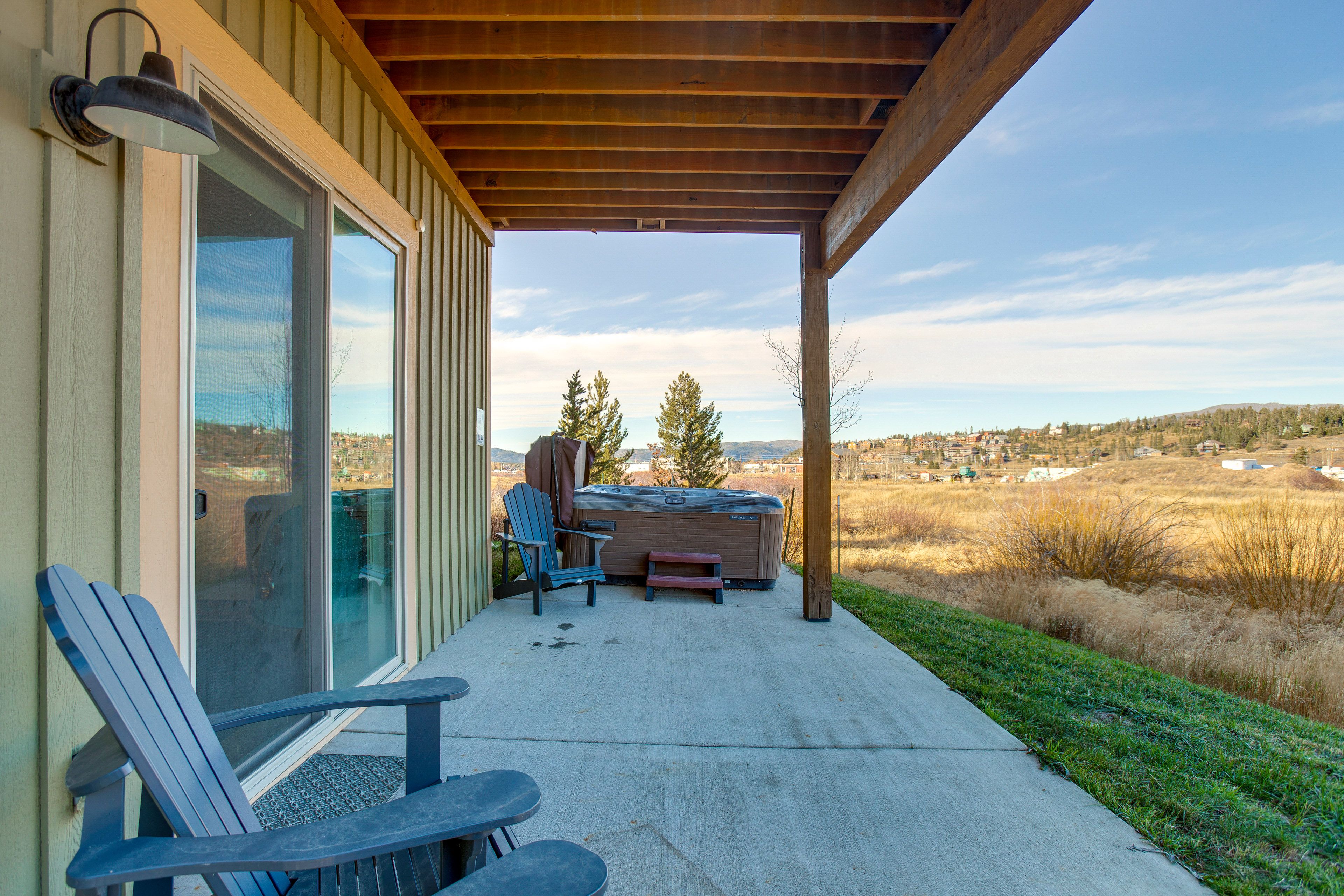 Covered Patio | Private Hot Tub