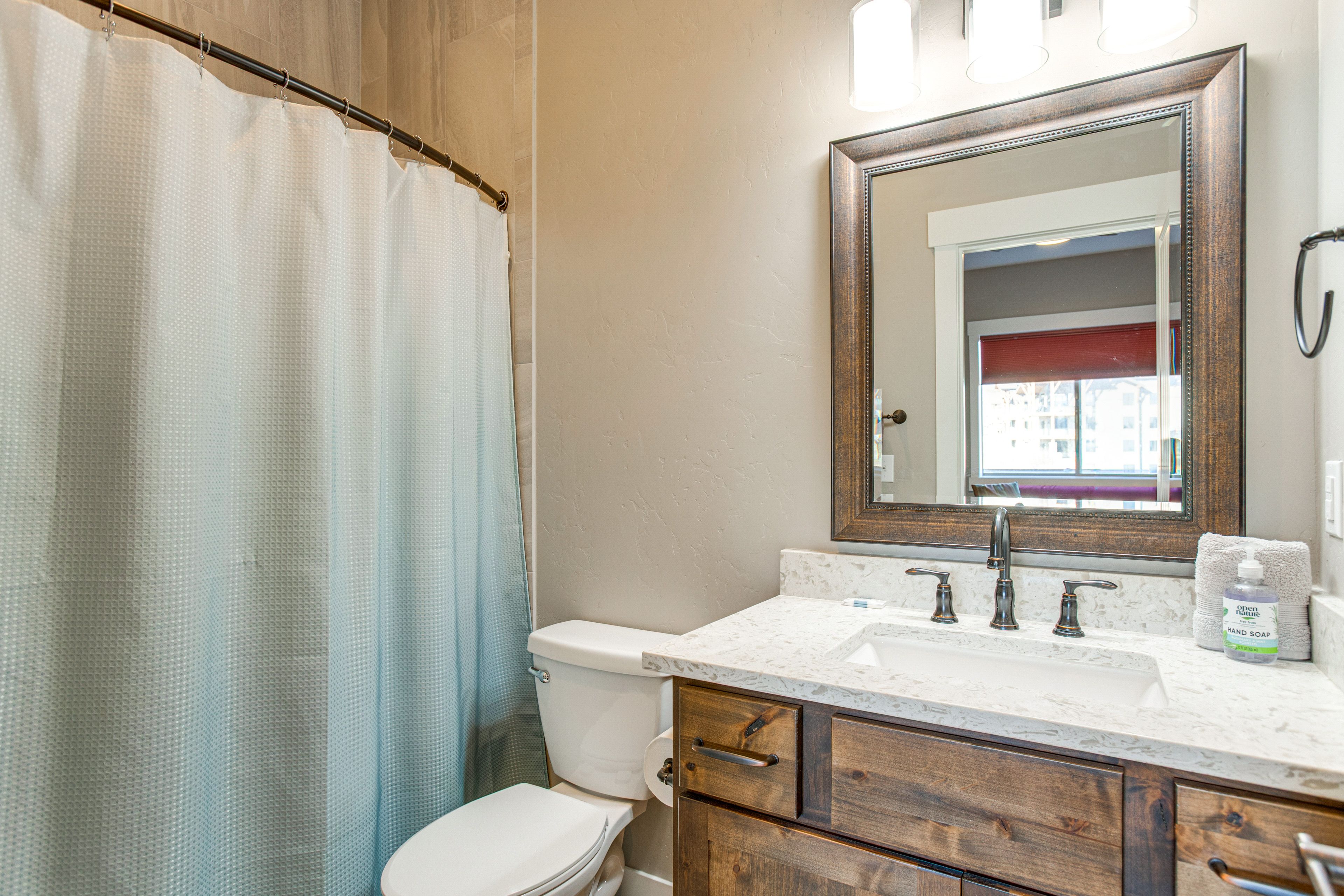 En-Suite Bathroom | Basement Level