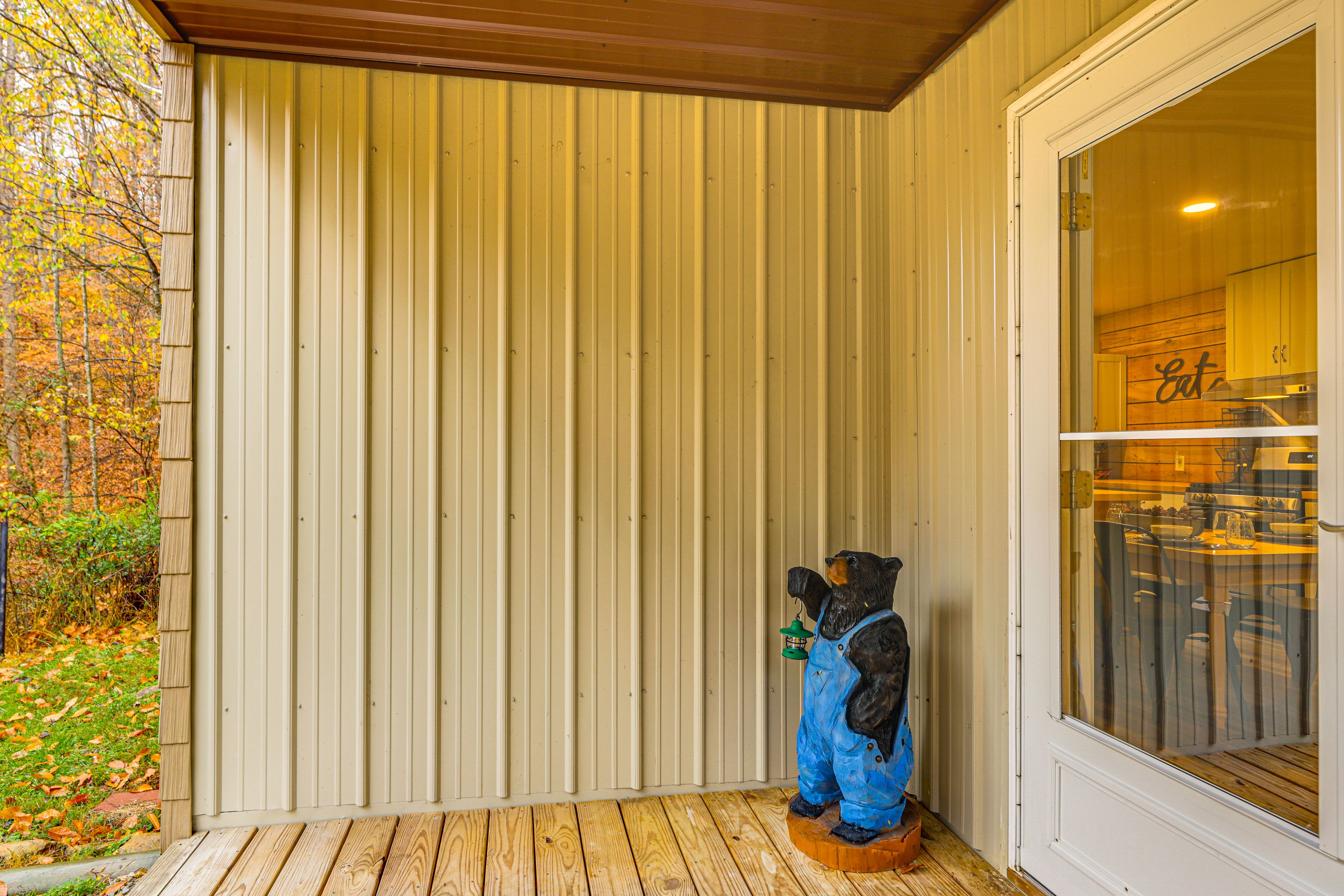 Private Entrance | Front Porch