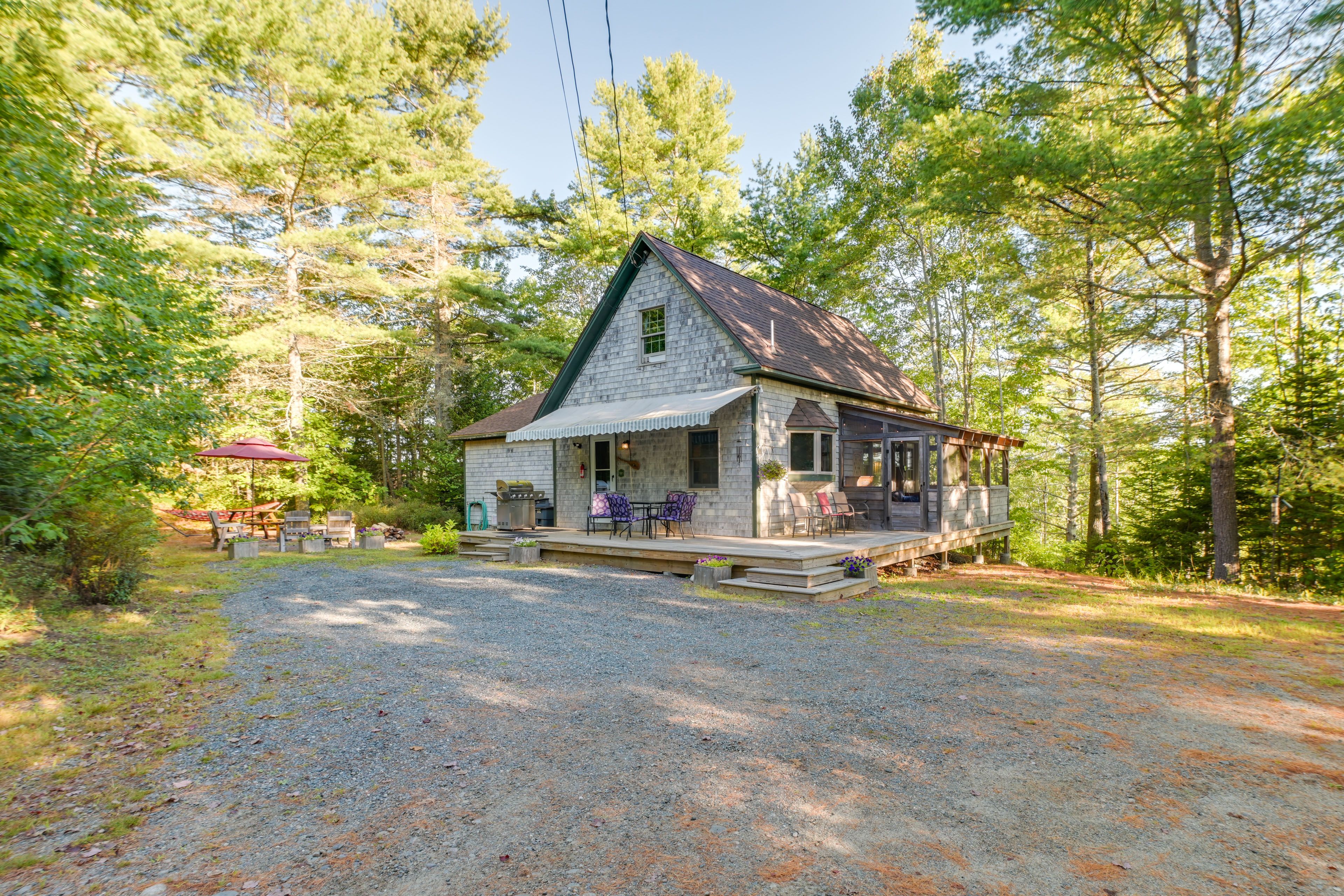 Property Exterior | Driveway (4 Vehicles) | Trailers Allowed (12' Max)