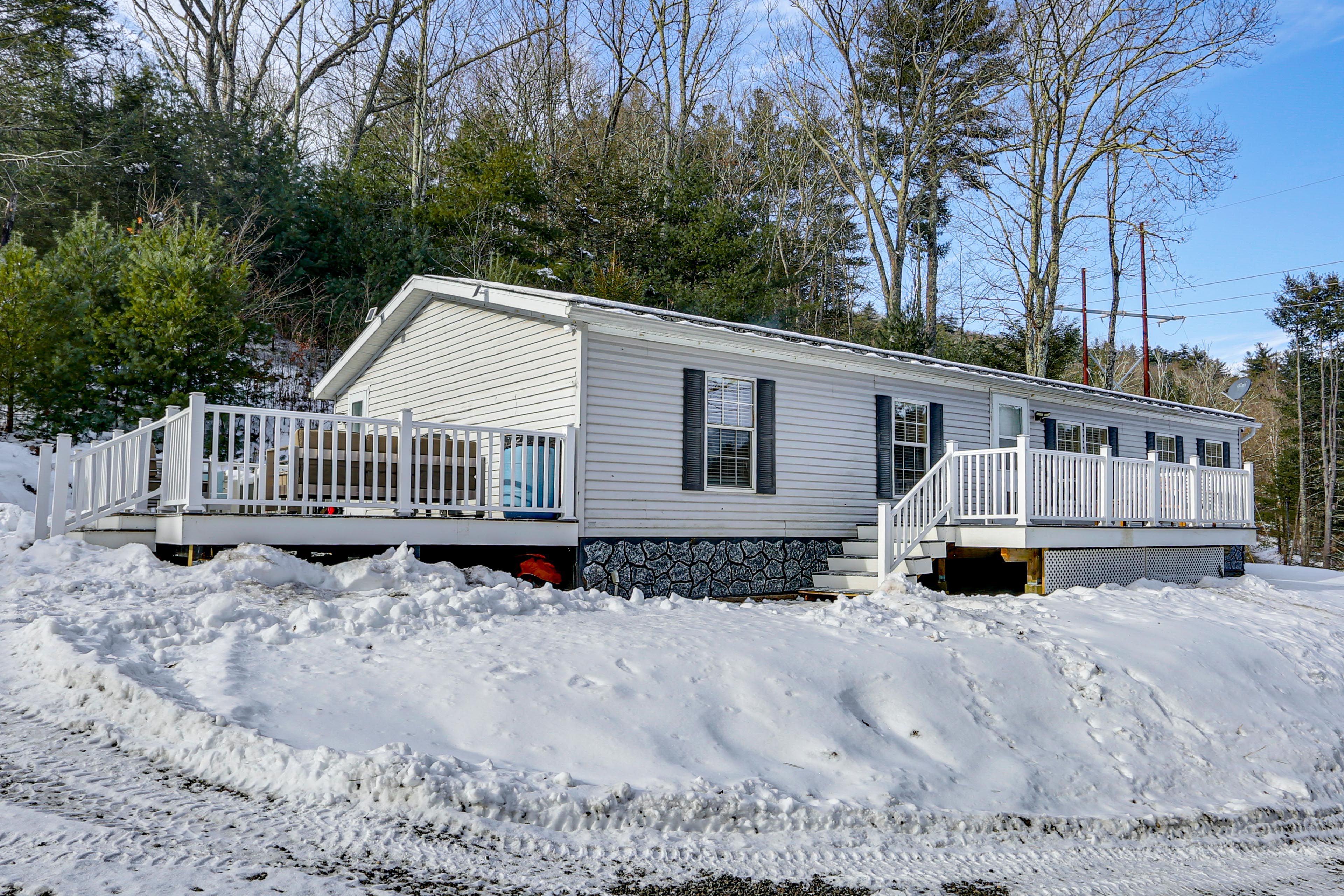 Driveway Parking | 6 Vehicles