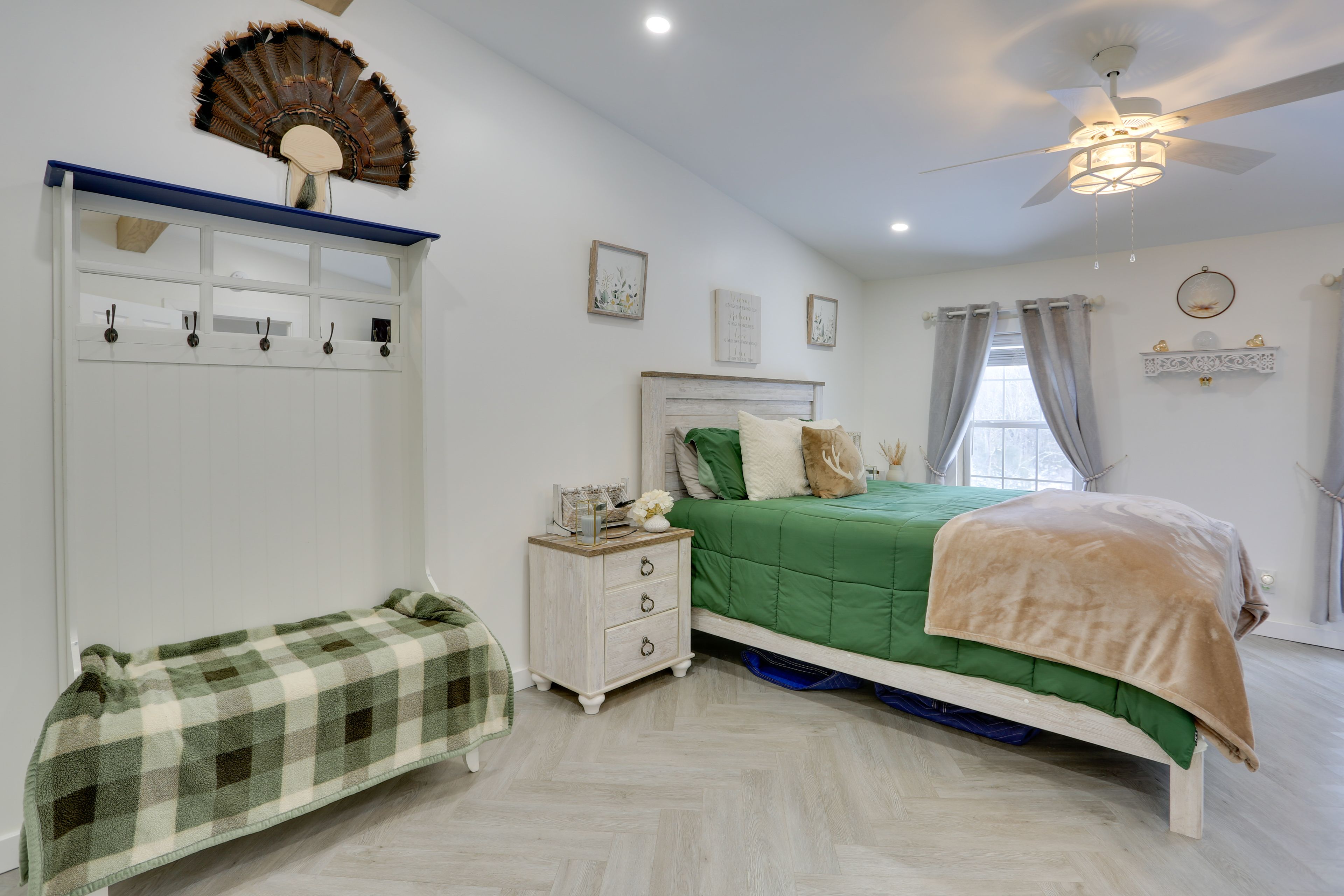 Bedroom 1 | Queen Bed | Twin Sleeper Sofa