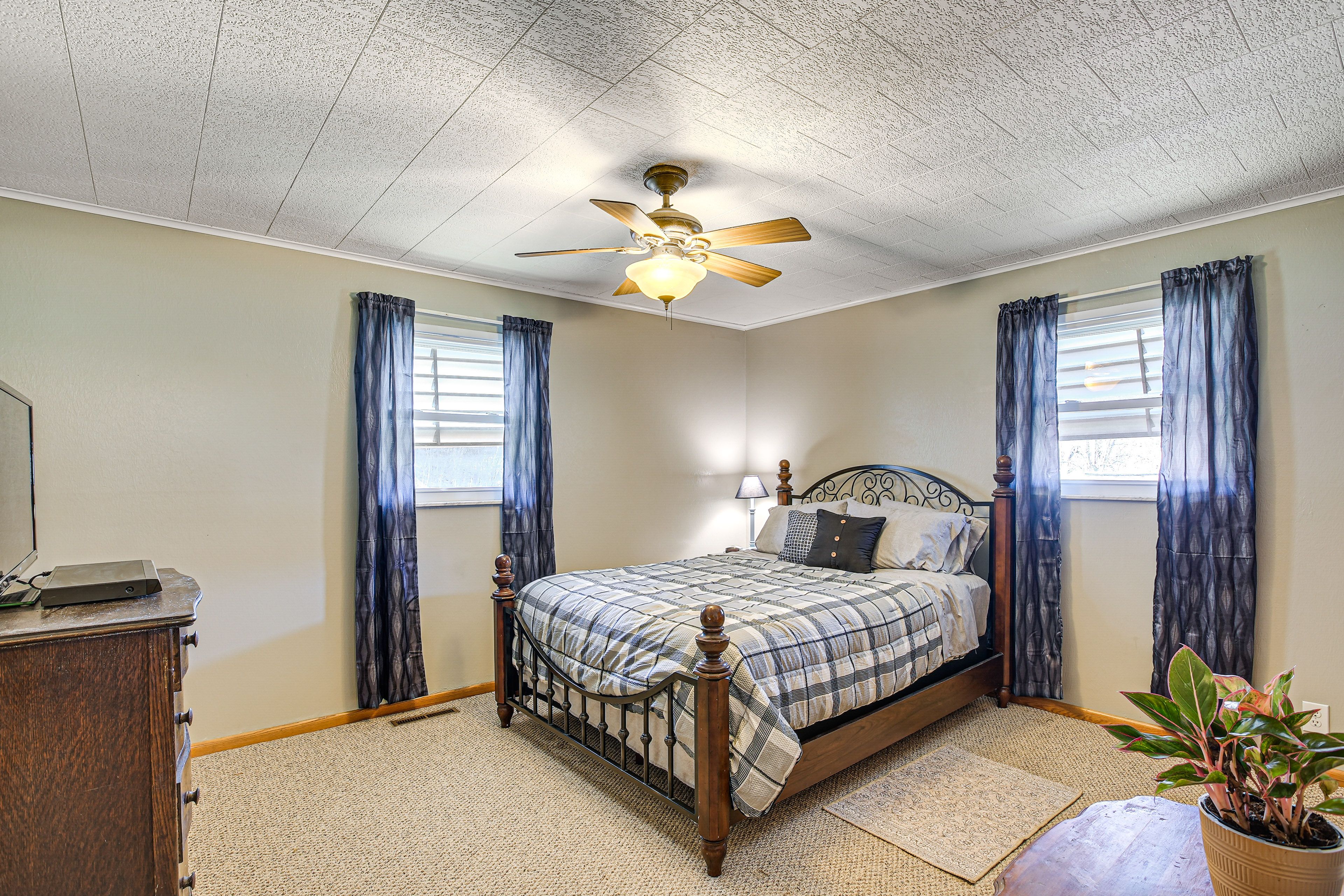 Bedroom 2 | Full Bed