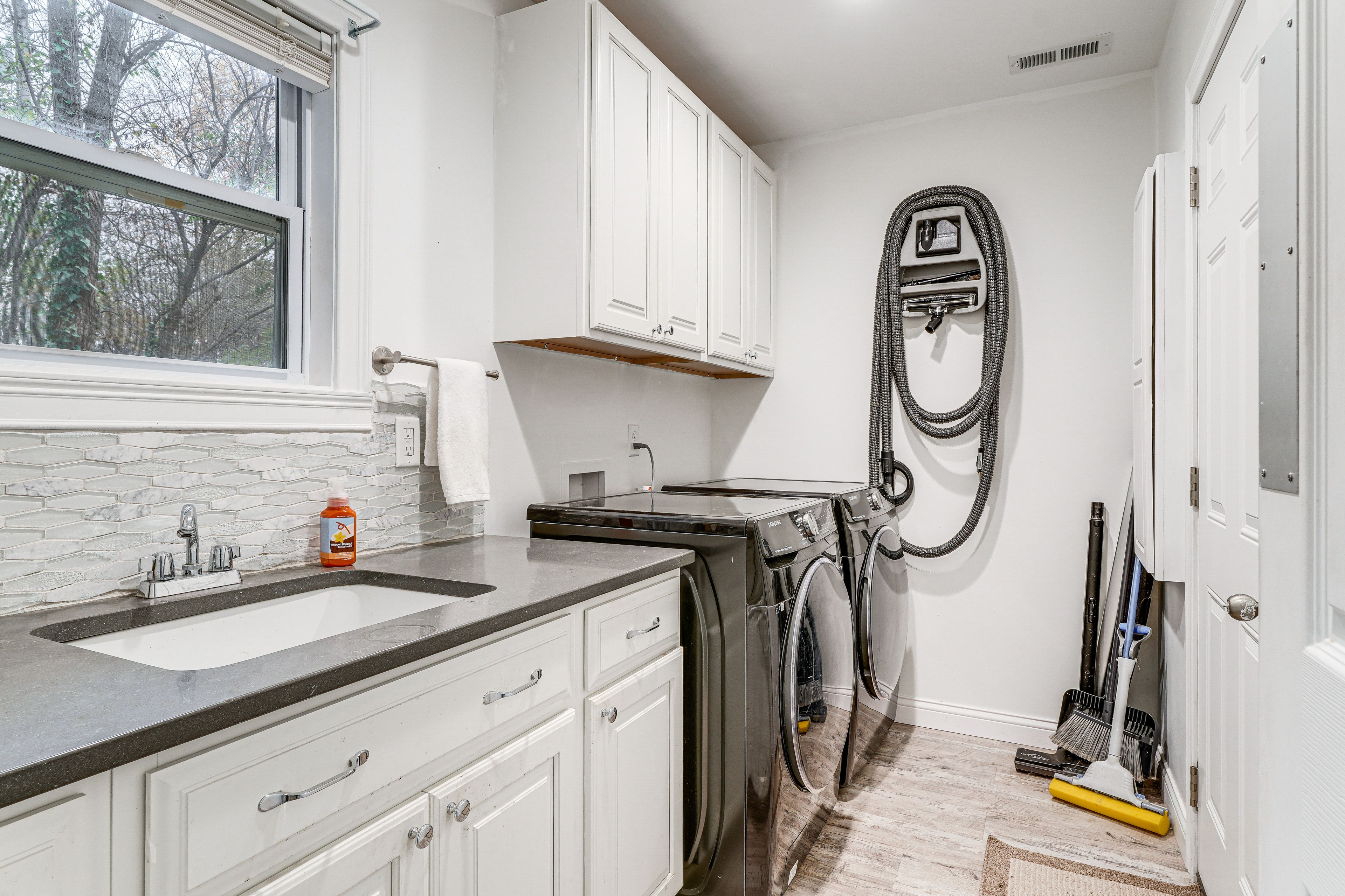 In-Unit Laundry
