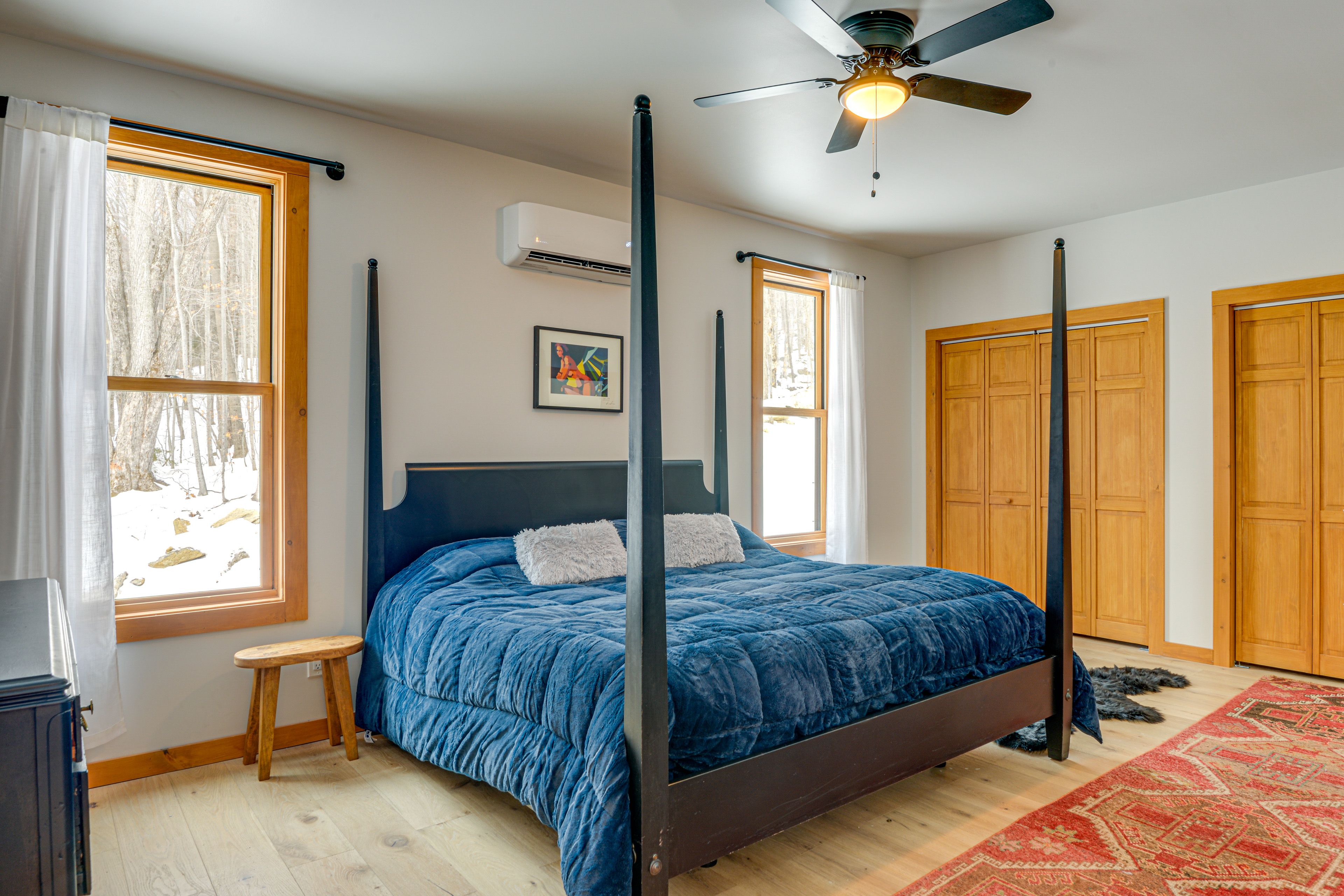 Bedroom 1 | King Bed | Linens Provided | 1st Floor