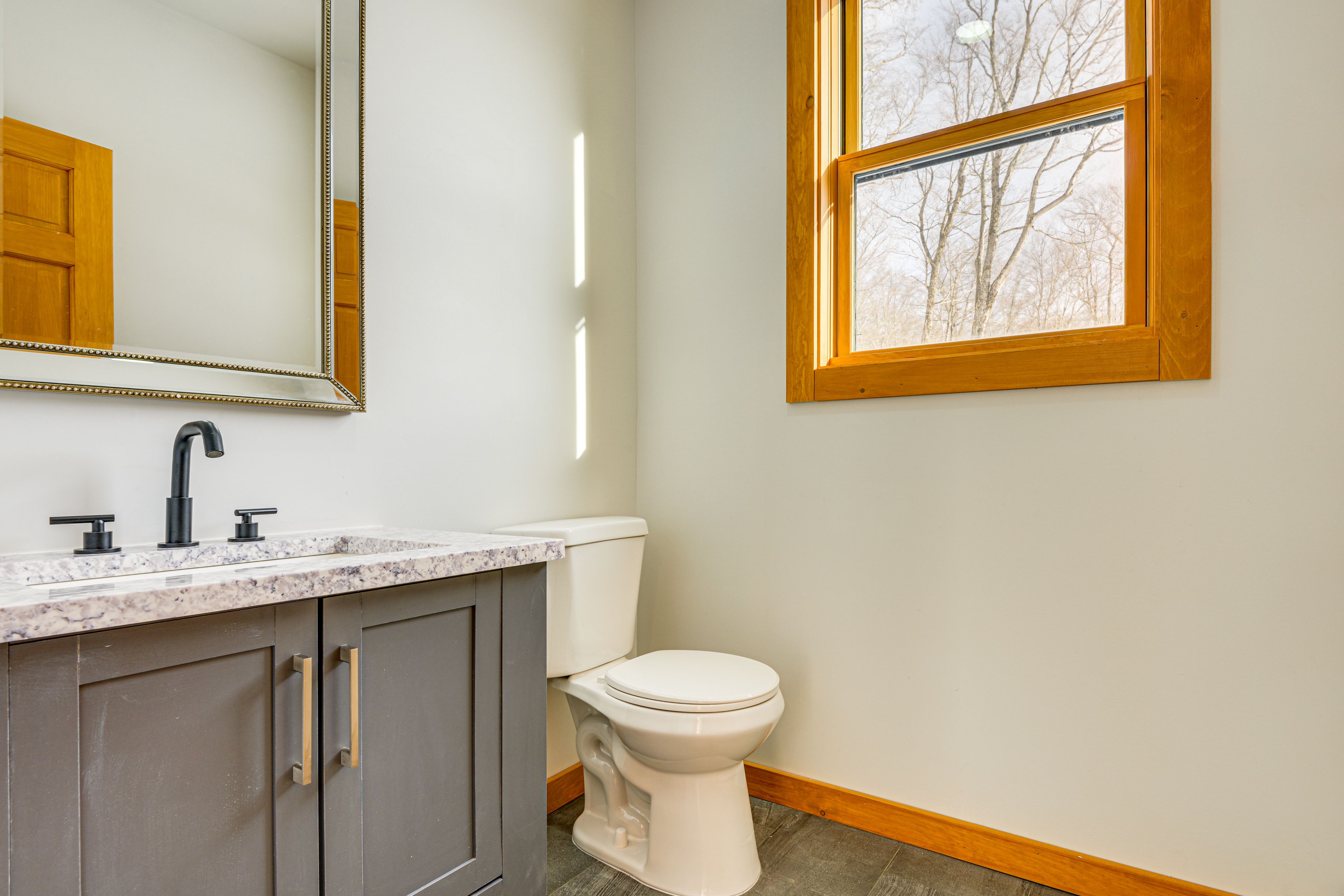 Half Bath | 1st Floor