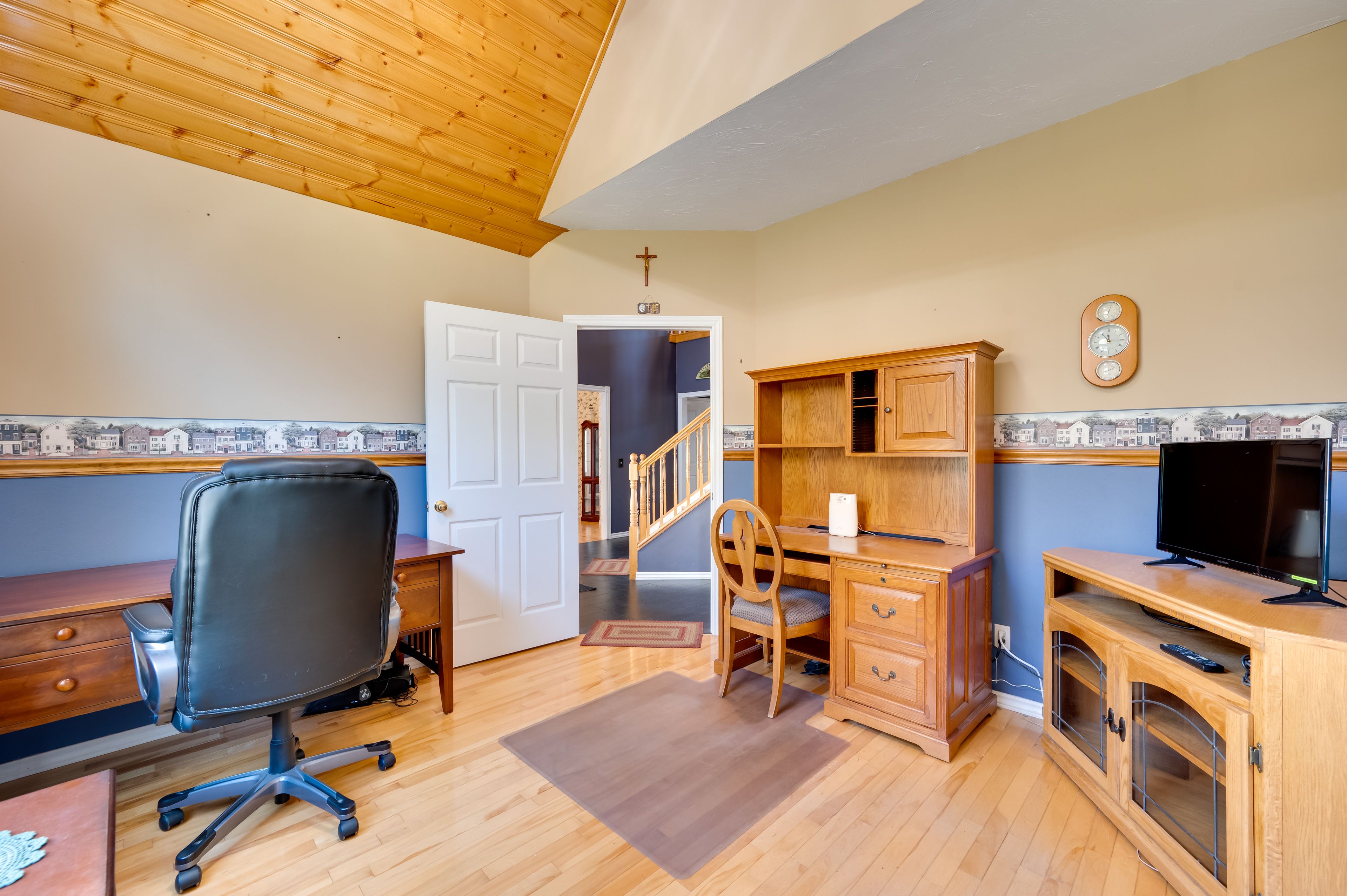 Office | Laptop Workspace | 1st Floor