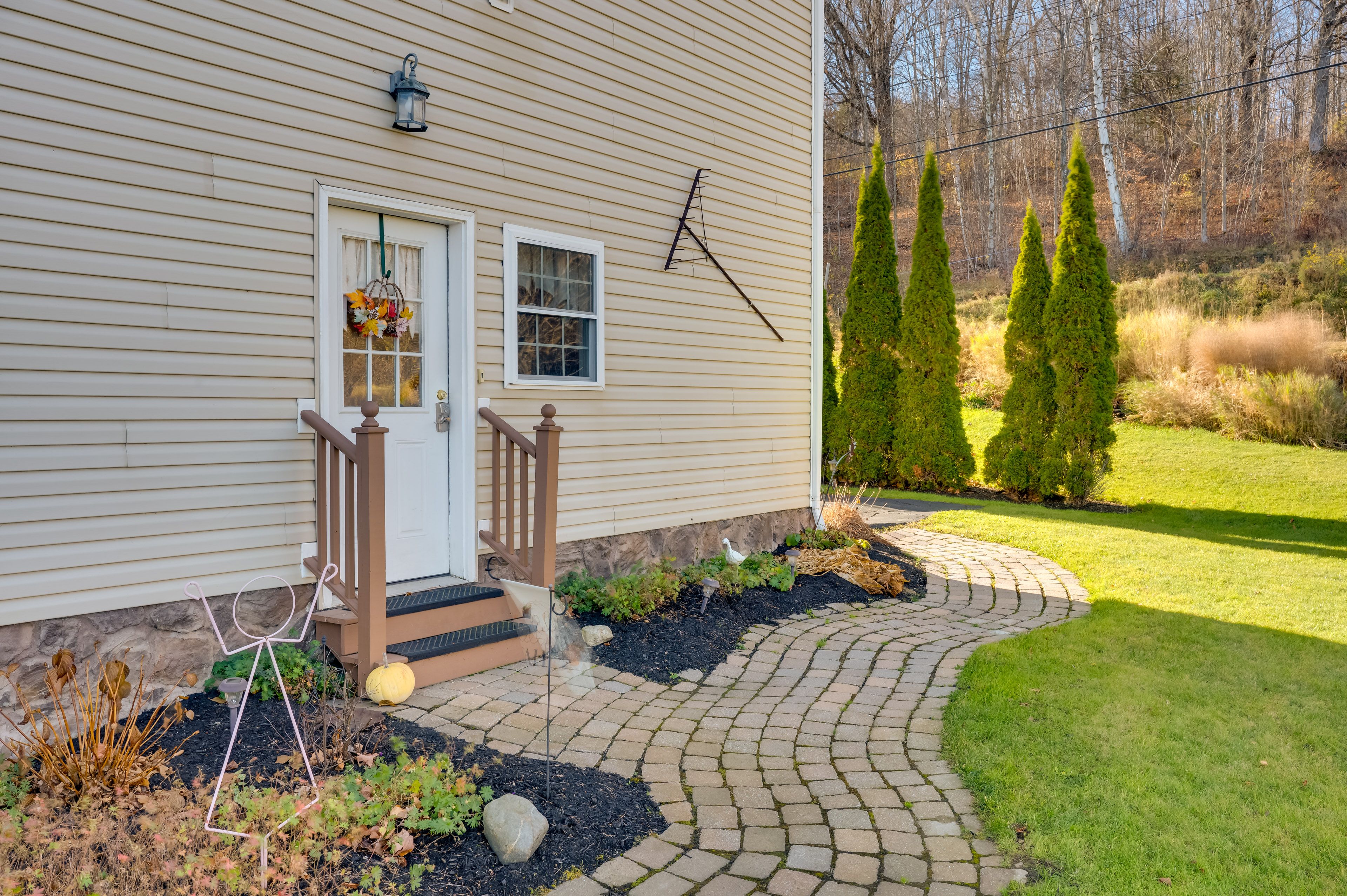 Side Exterior | Unit Entry