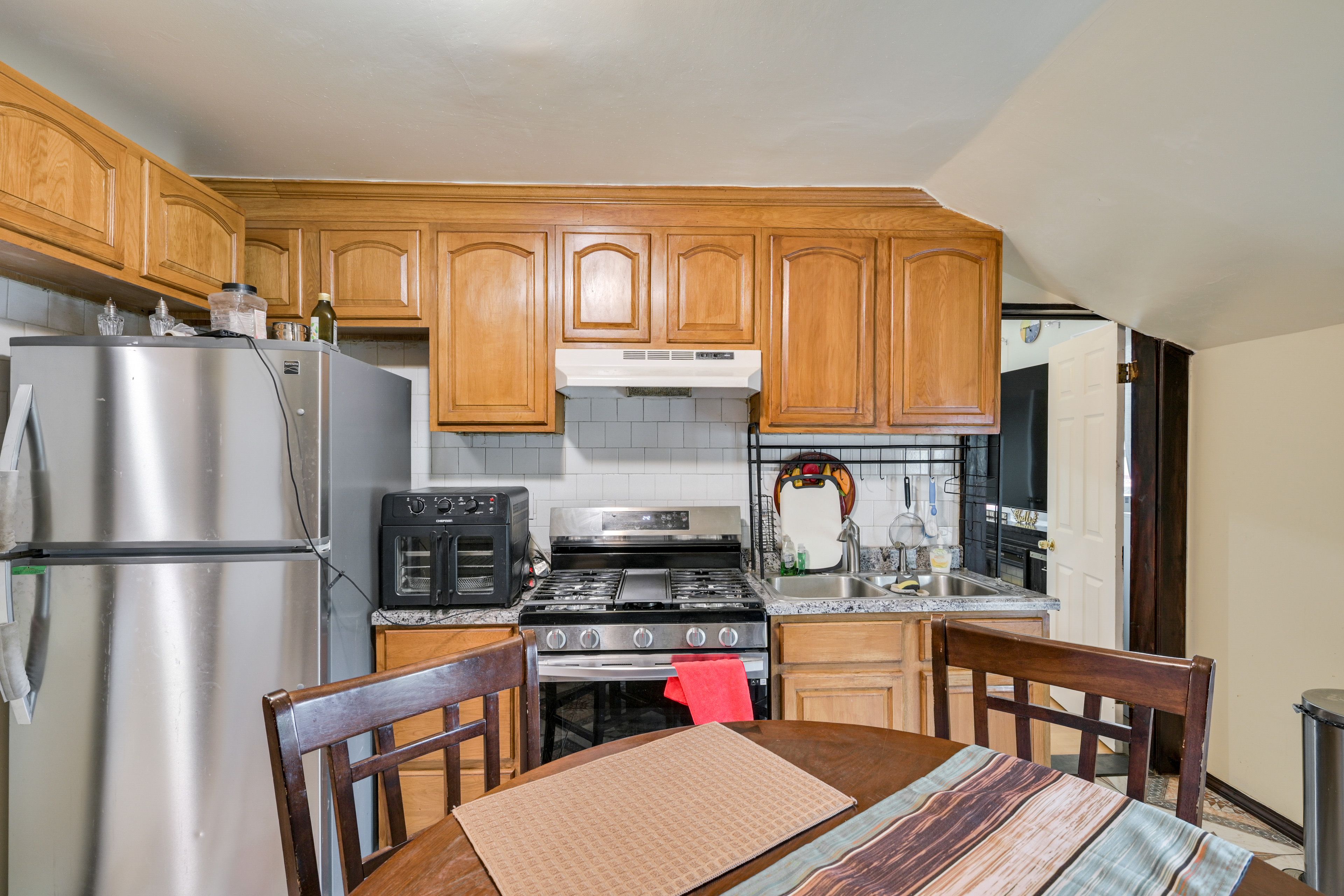 Kitchen | Dining Area