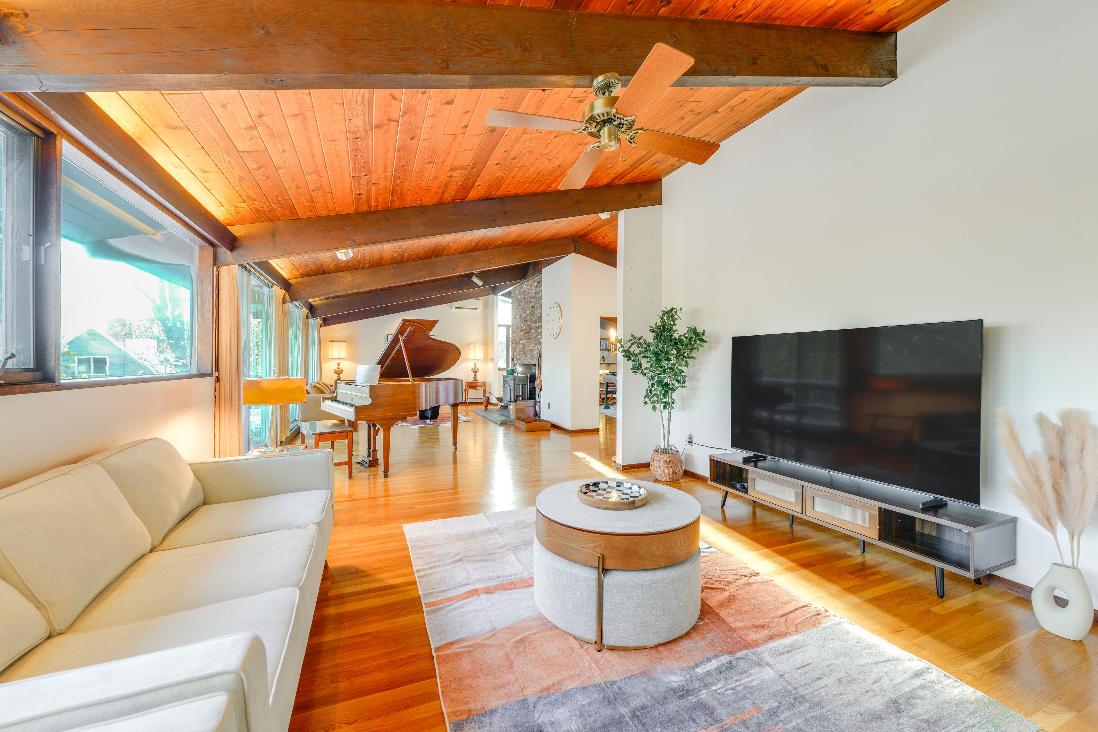 Dover Vacation Rental | 4BR | 2.5BA | 3,164 Sq Ft | Stairs Required