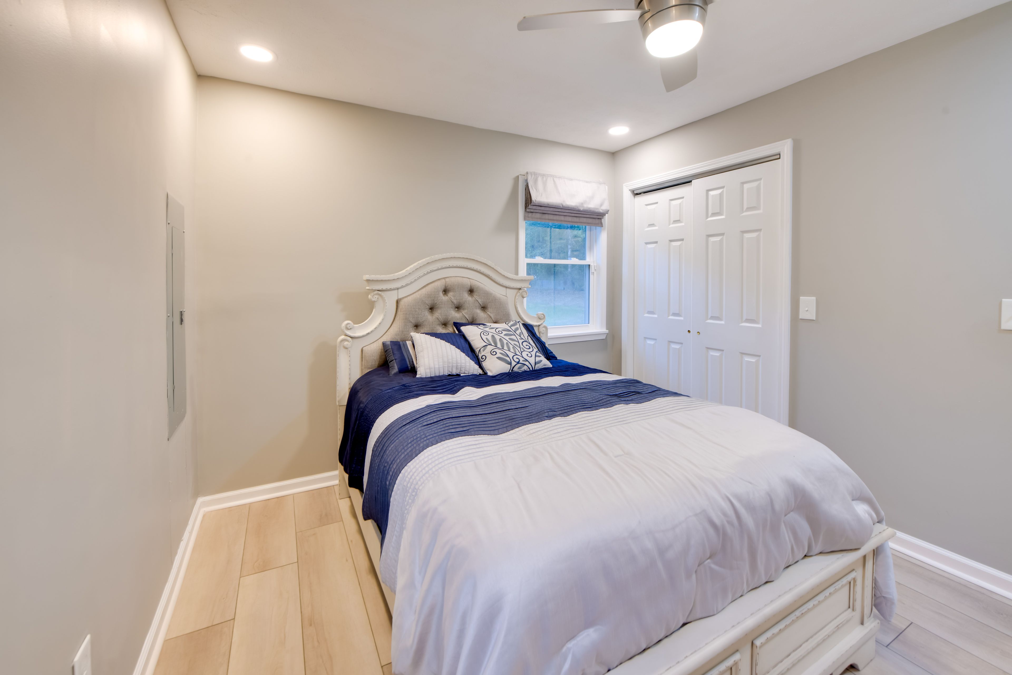 Bedroom 3 | Full Bed | Smart TV
