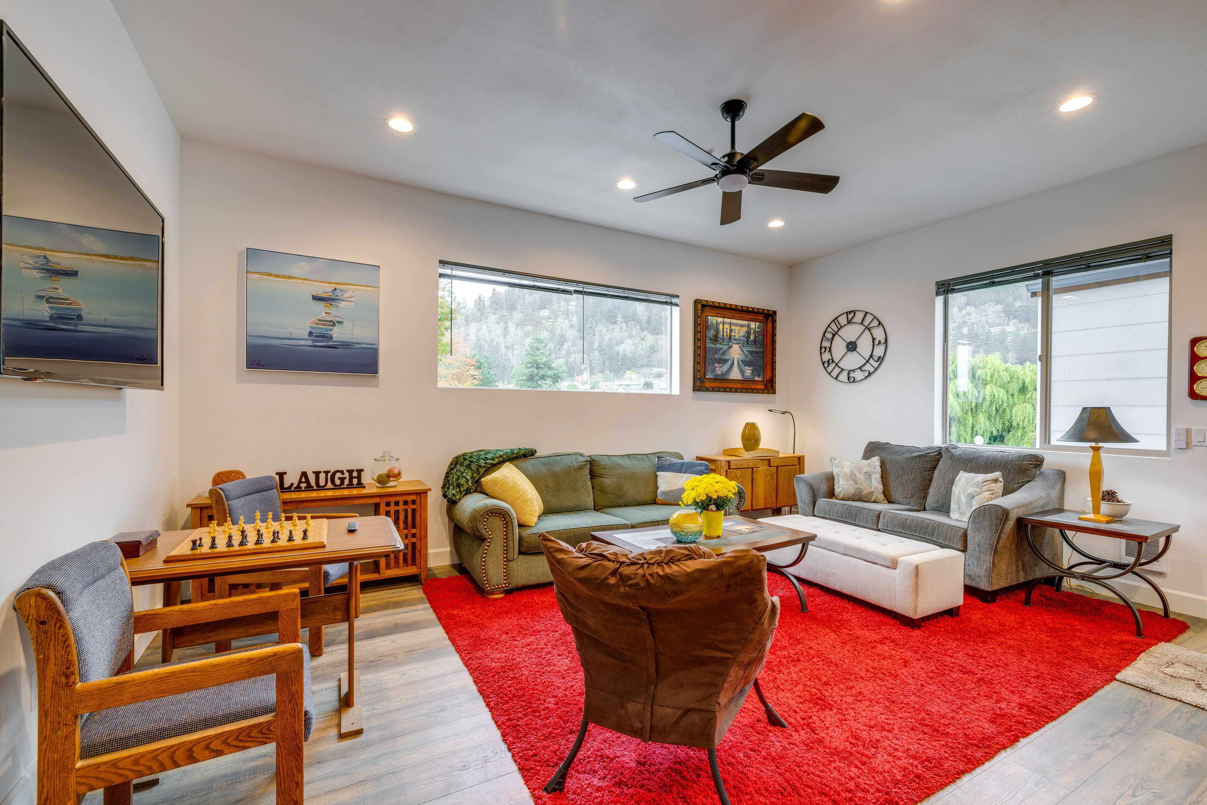 Garibaldi Vacation Rental | 2BR | 1BA | 1 Step for Access | 764 Sq Ft