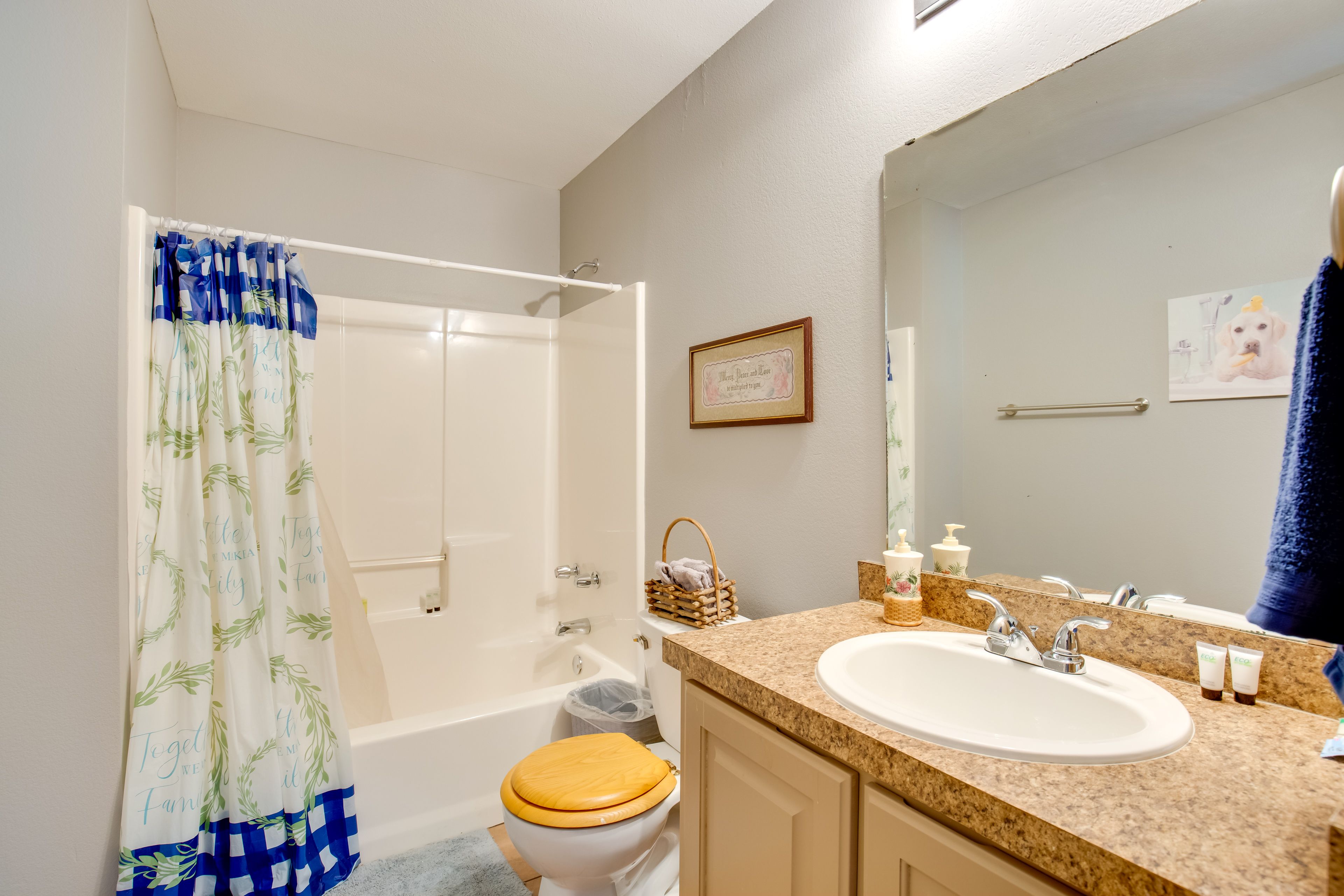 En-Suite Bathroom