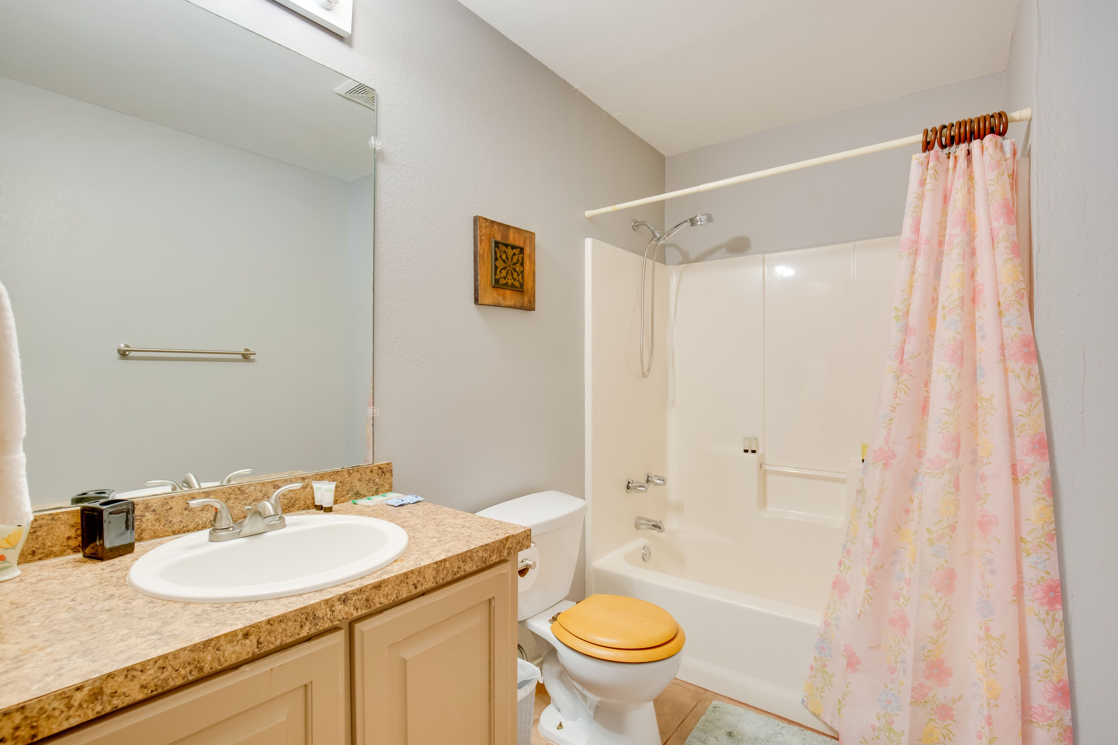 En-Suite Bathroom