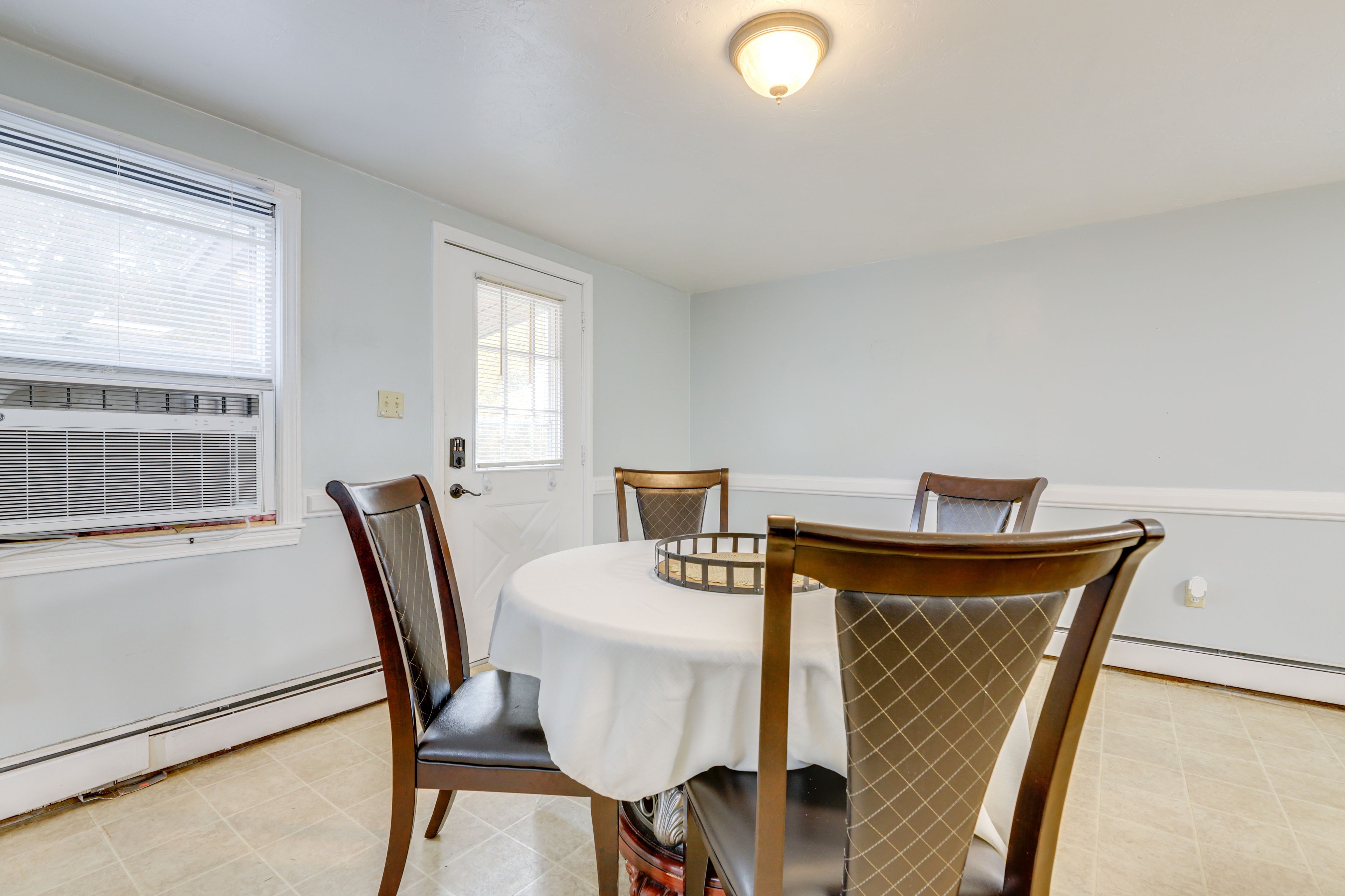 Dining Area | 1st Floor | Dishware & Flatware Provided