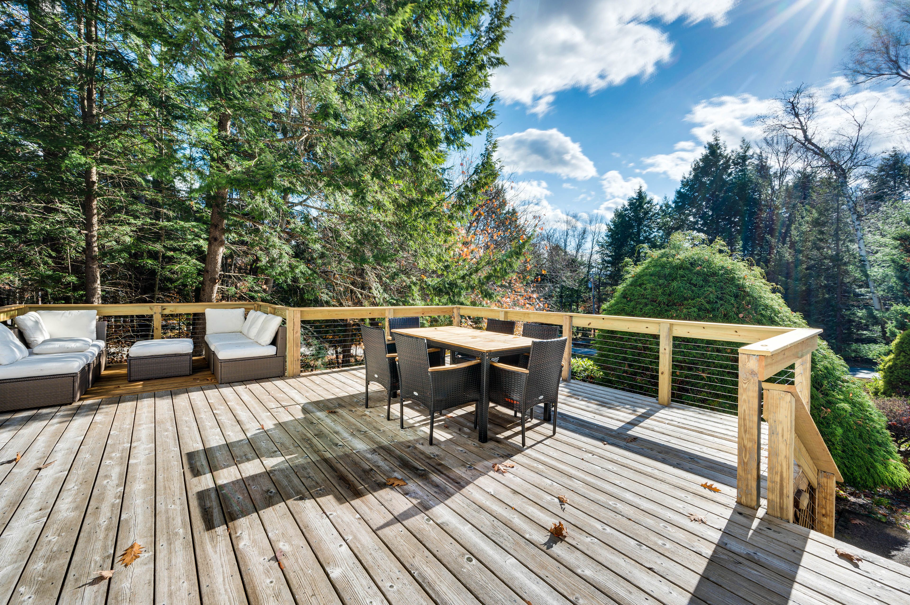 Deck | Outdoor Dining Set