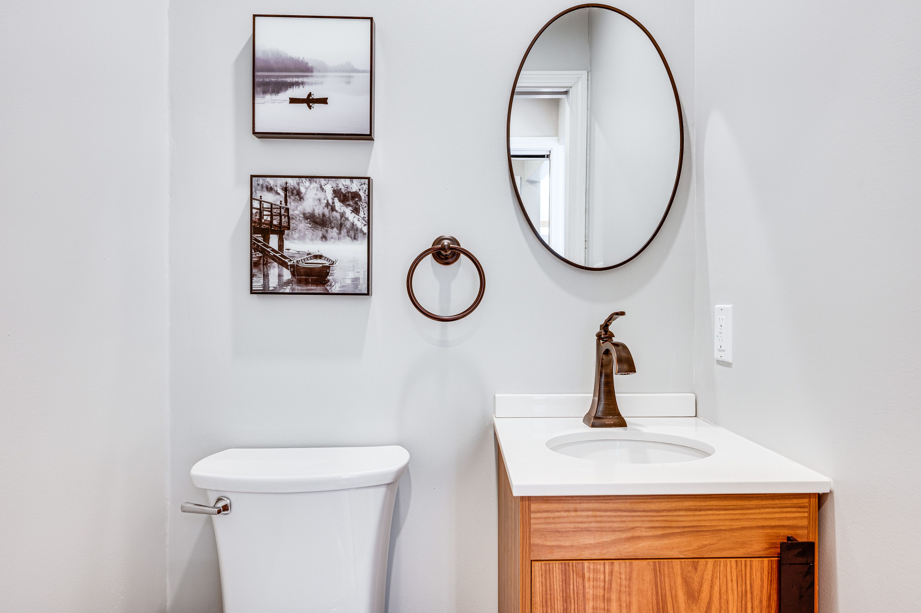 Half Bath | 2nd Floor