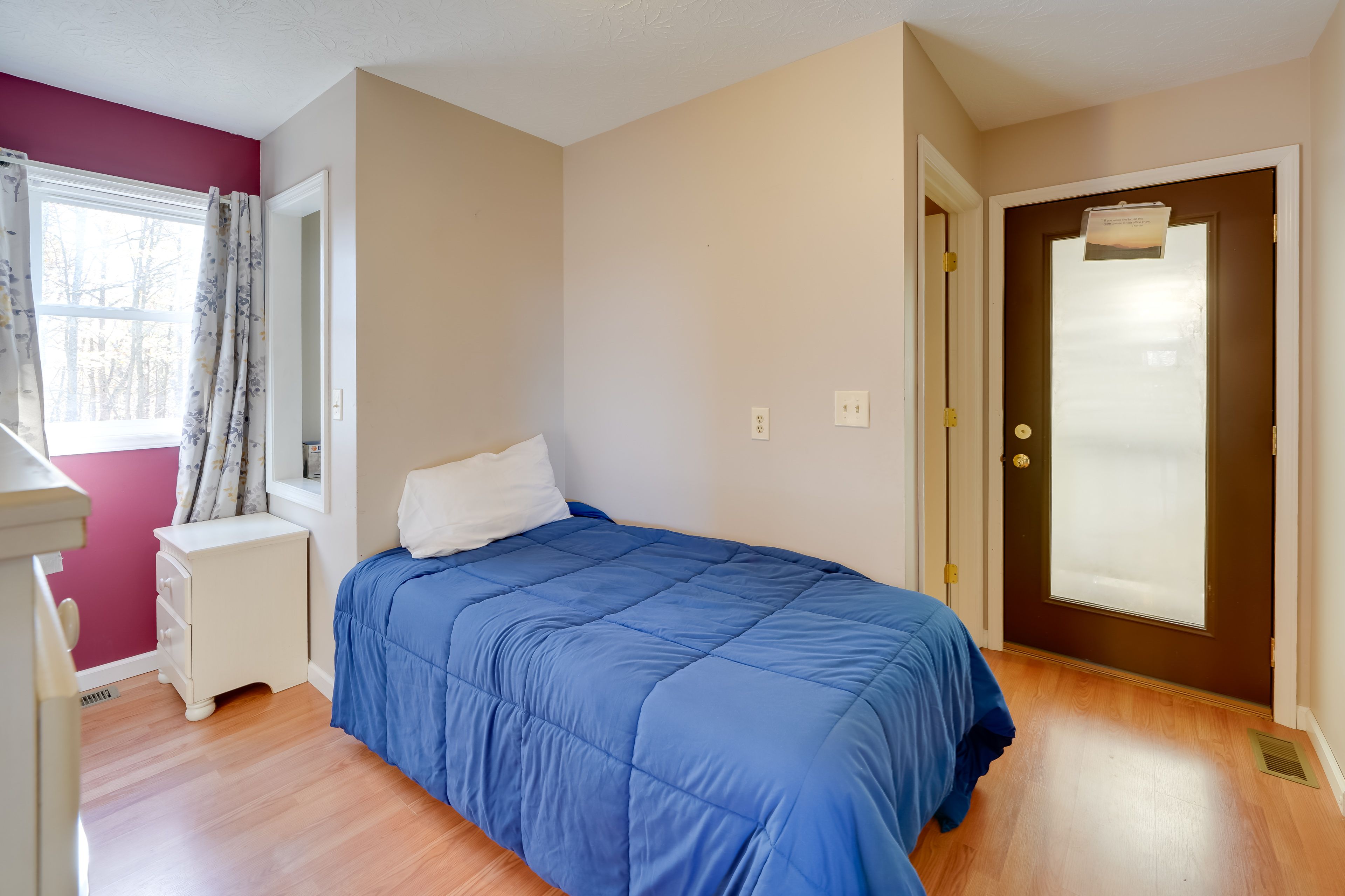 Bedroom 4 | Twin Bed | Main Floor