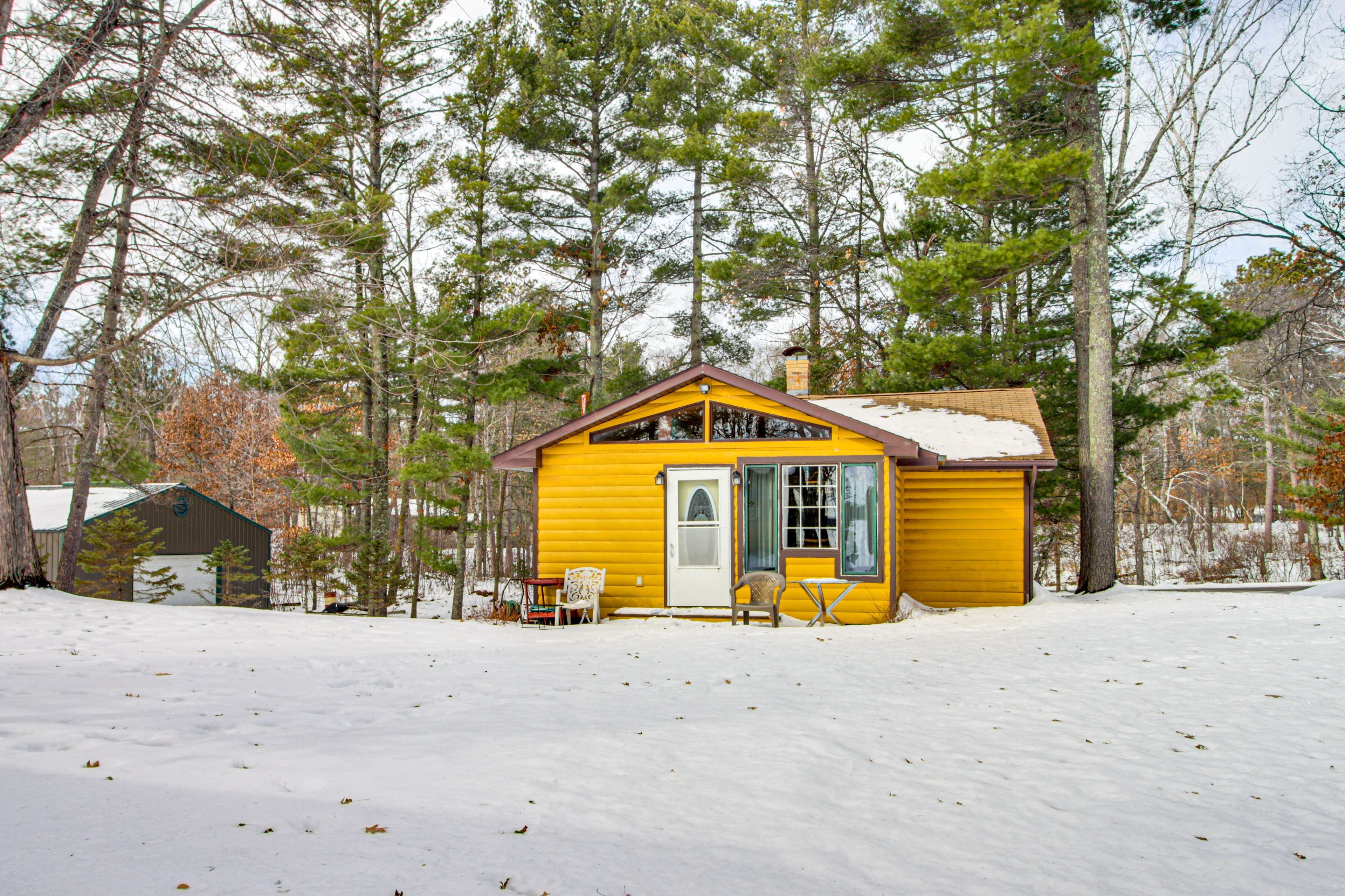 Crosslake Vacation Rental | 2BR | 1BA | 2 Steps to Enter | 850 Sq Ft