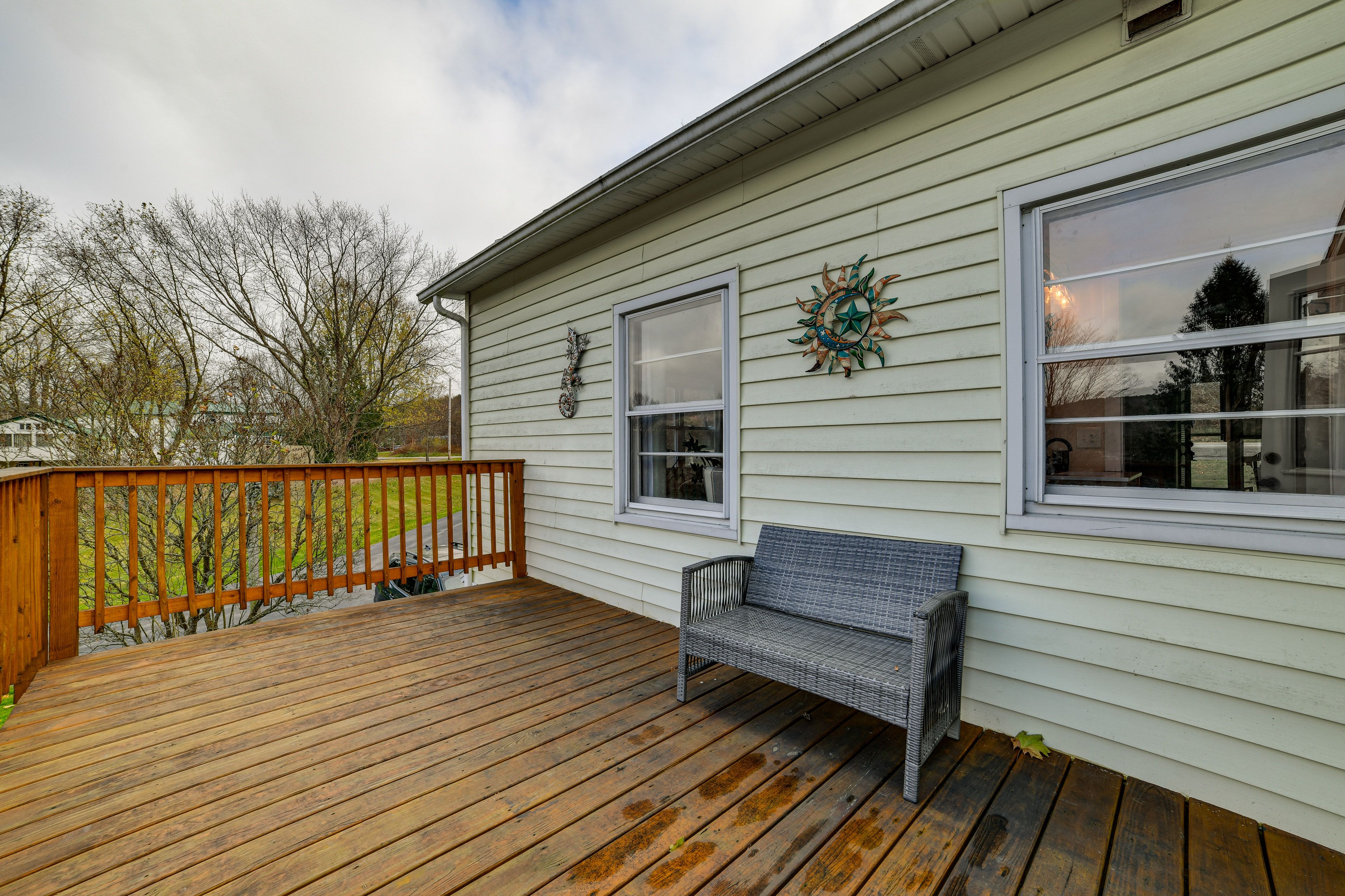 Private Deck