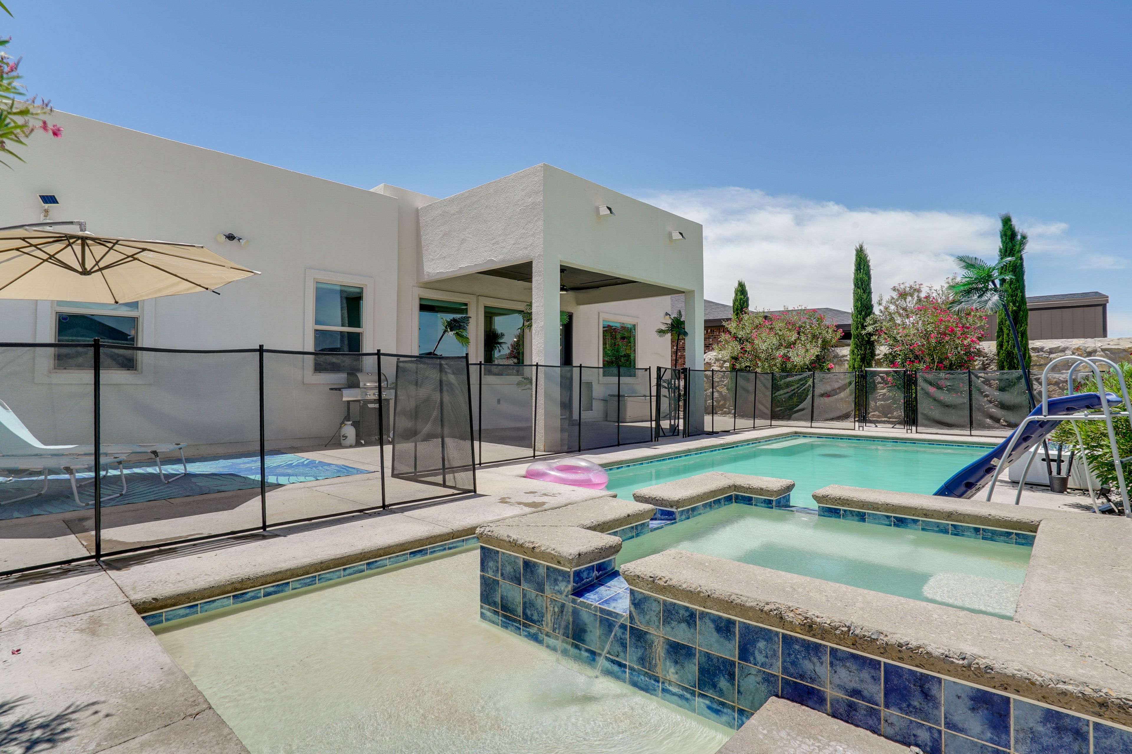 El Paso Vacation Rental | 3BR | 3BA | 2,173 Sq Ft